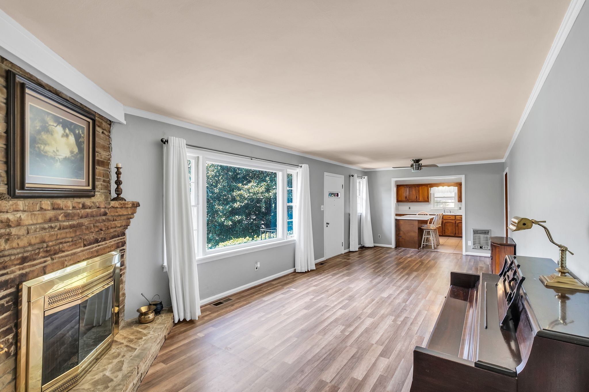 111 Sunset Dr