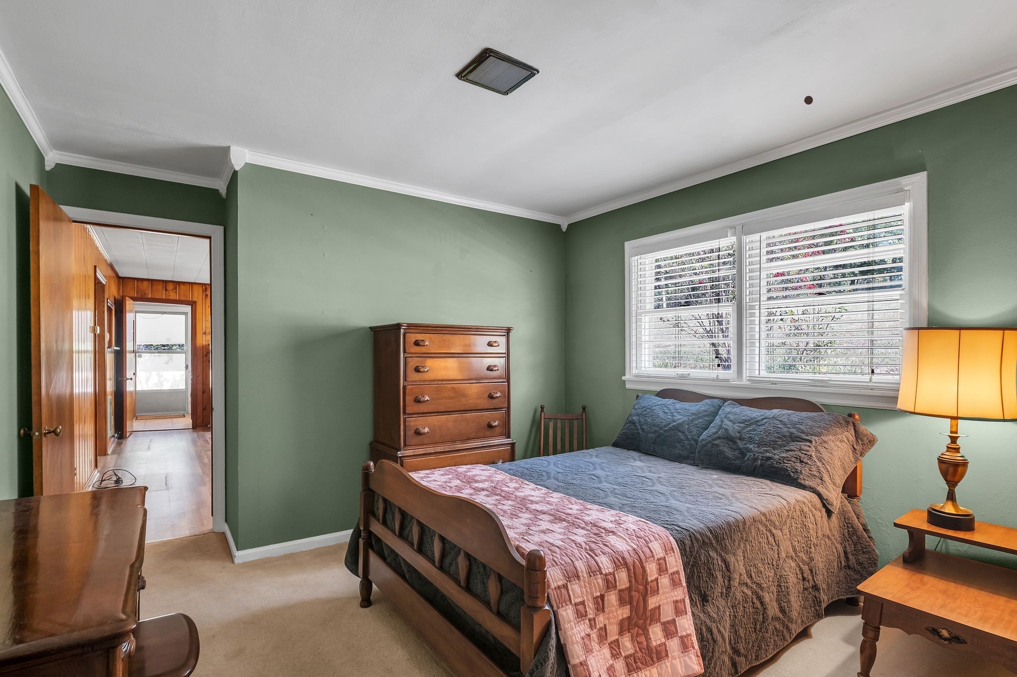 111 Sunset Dr