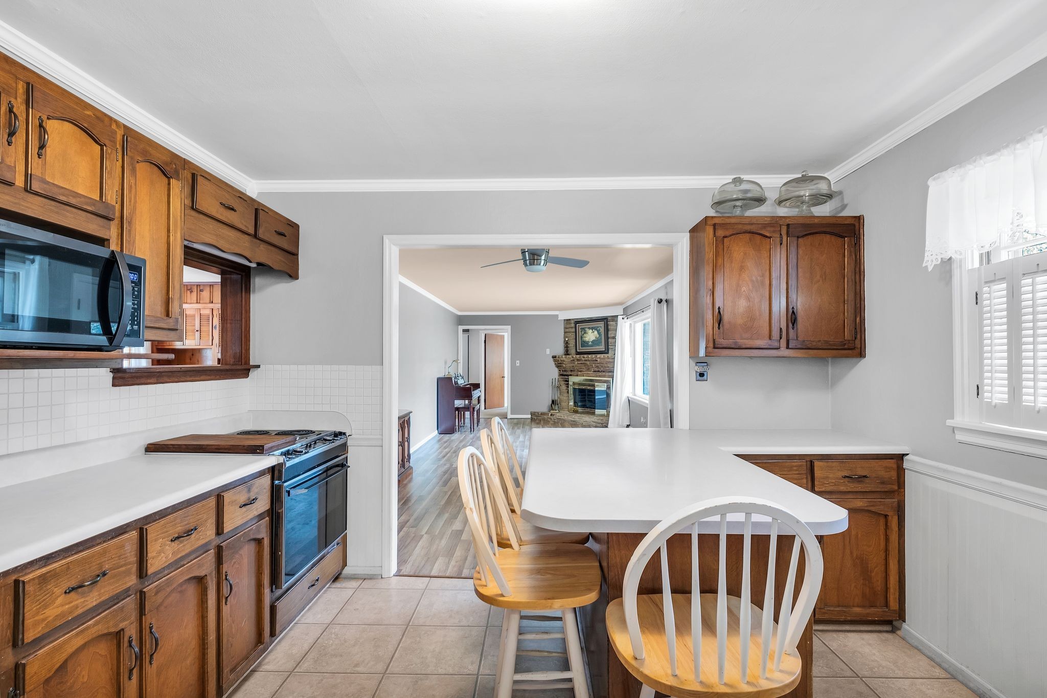 111 Sunset Dr