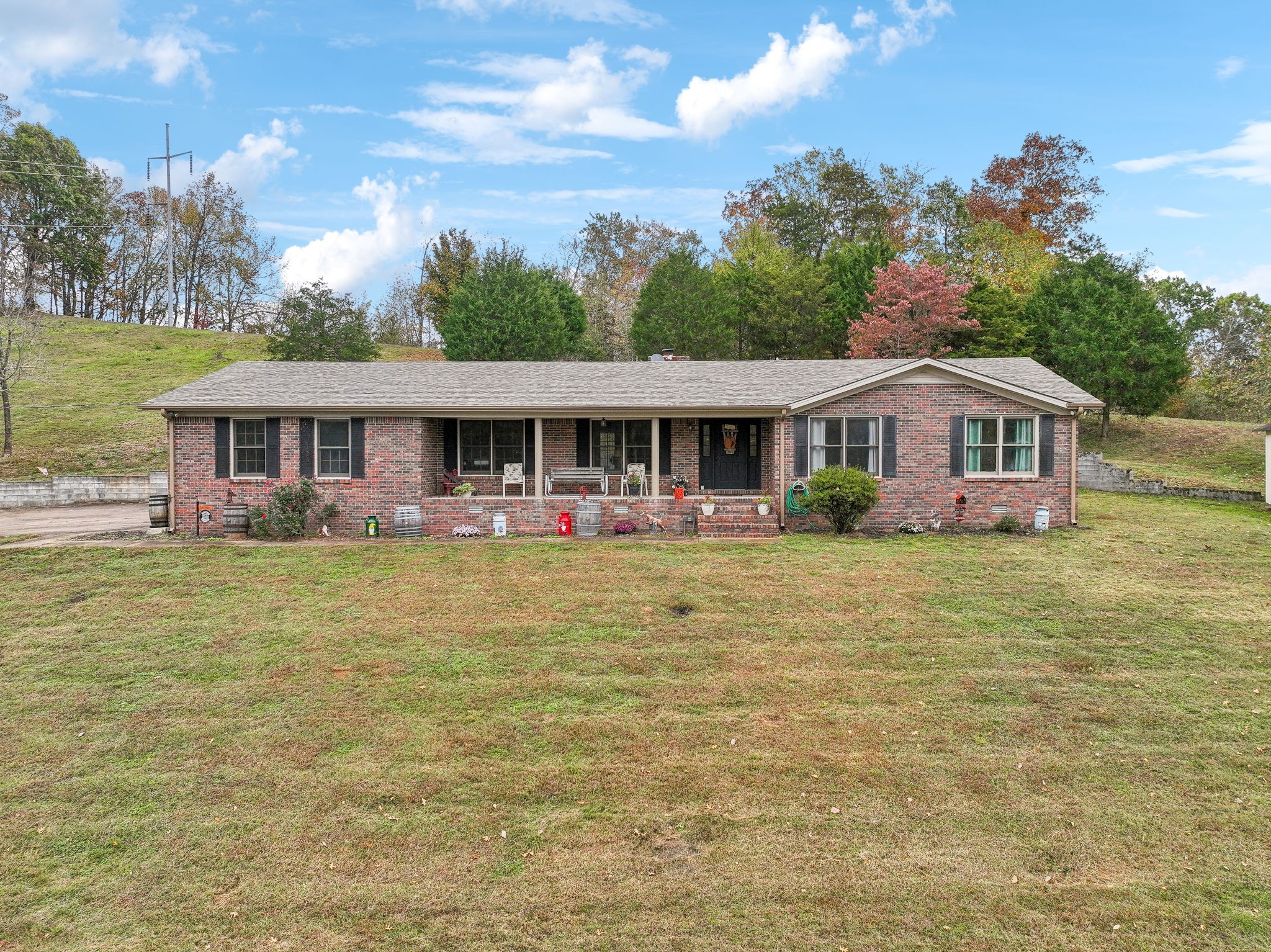 150 Cobb Ln
