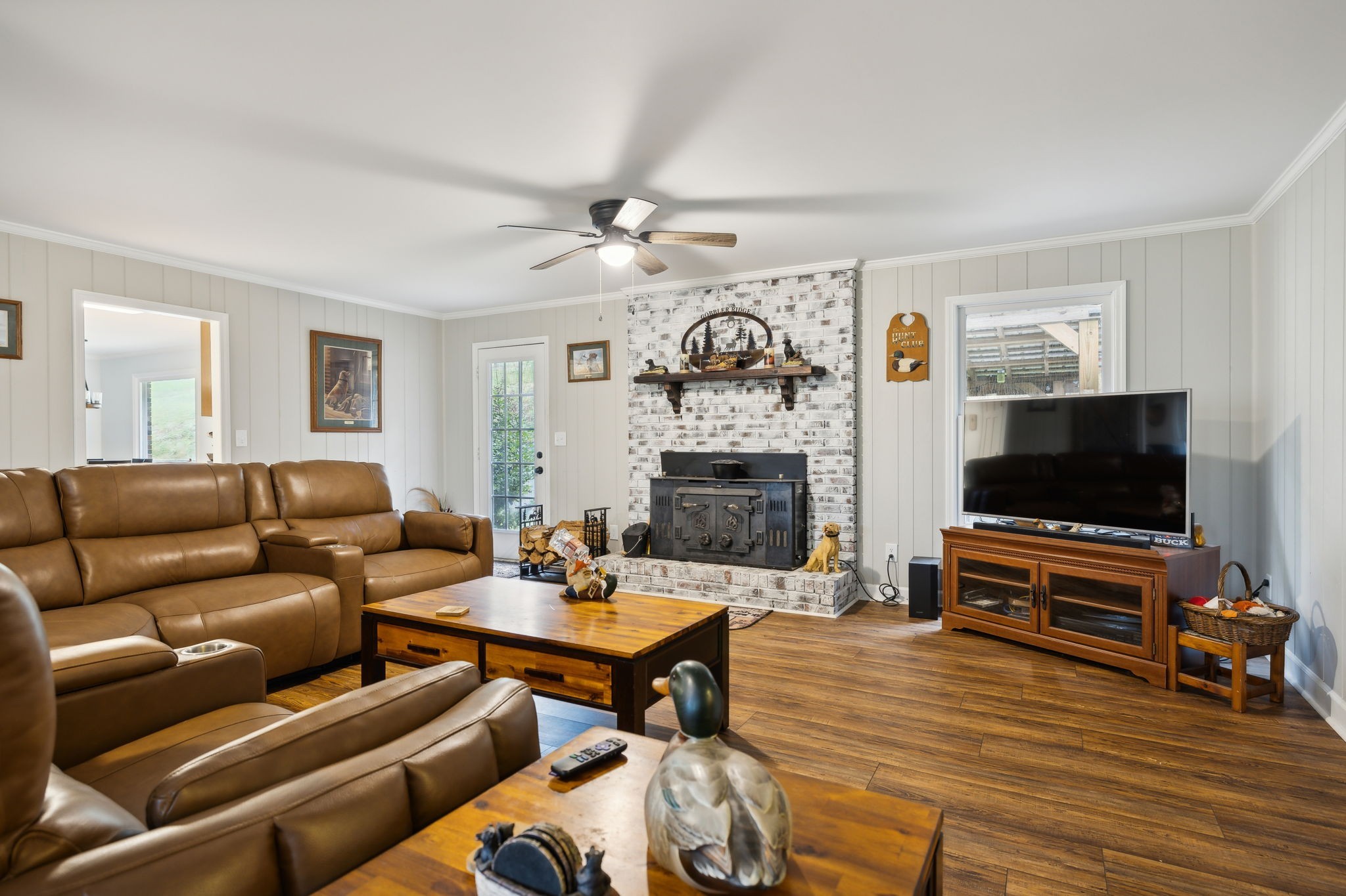 150 Cobb Ln