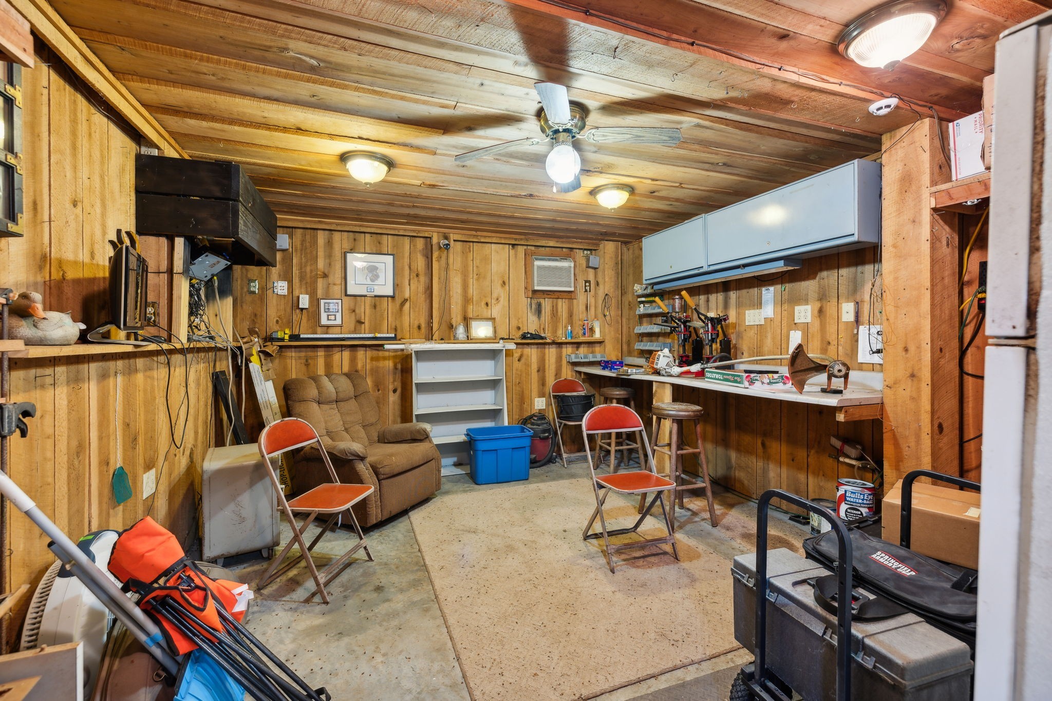 150 Cobb Ln
