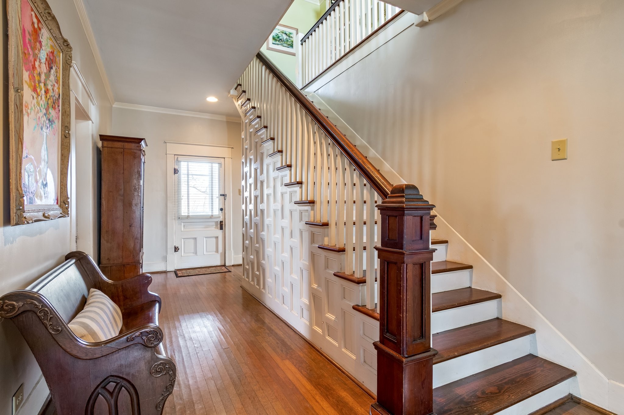 320 N Main St