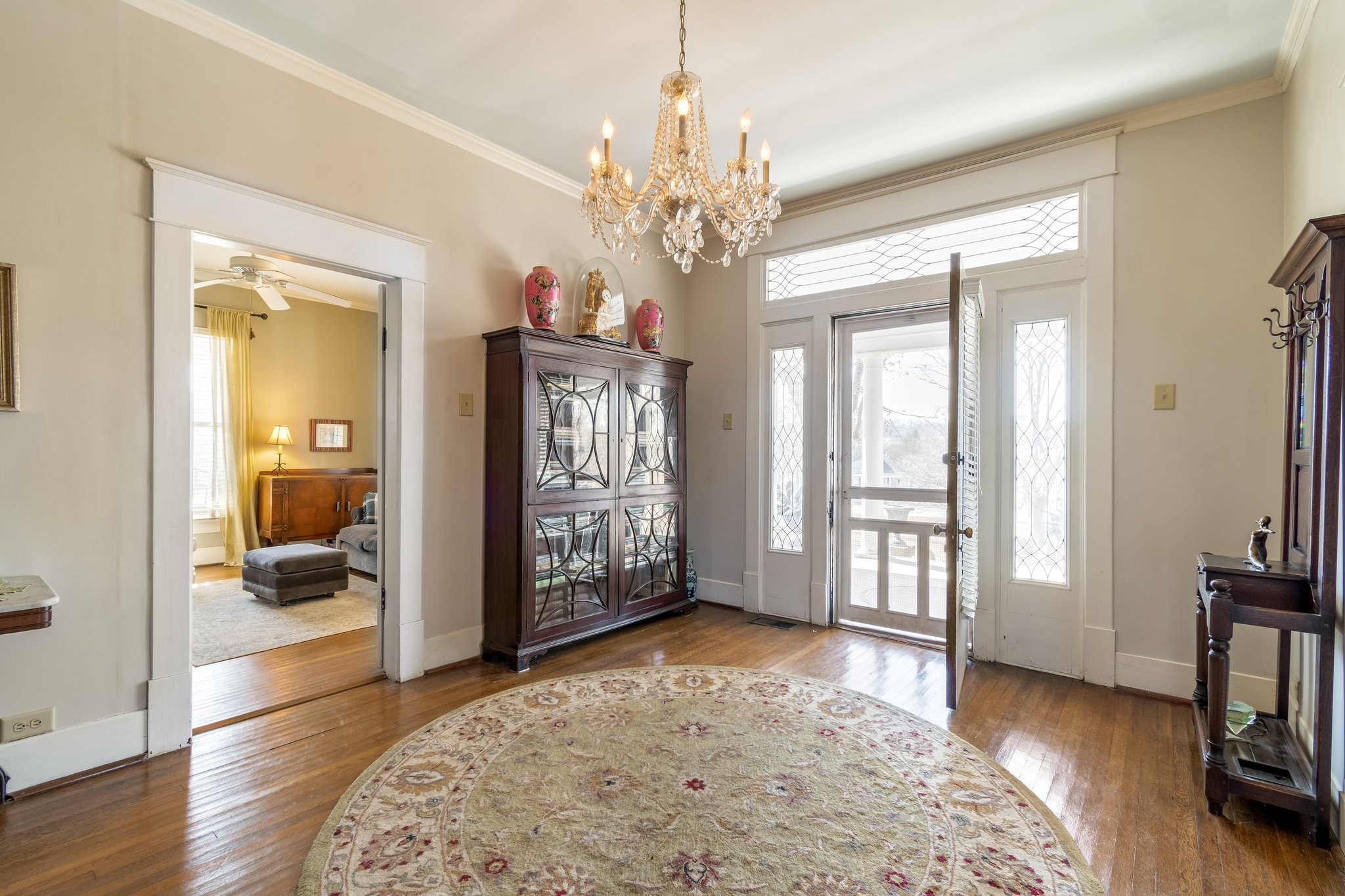 320 N Main St