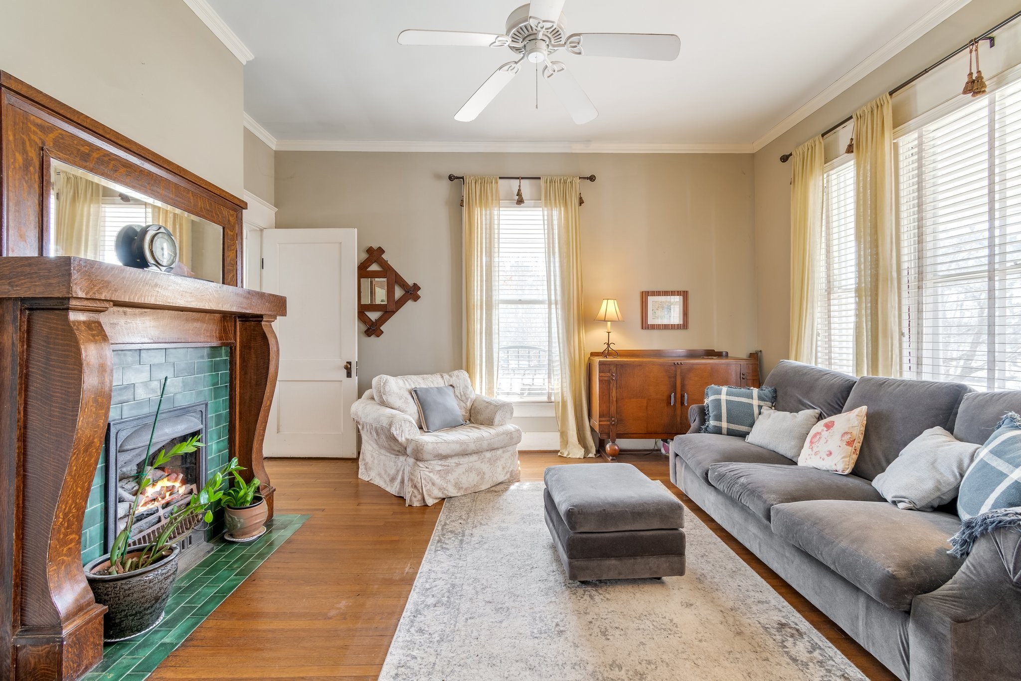 320 N Main St