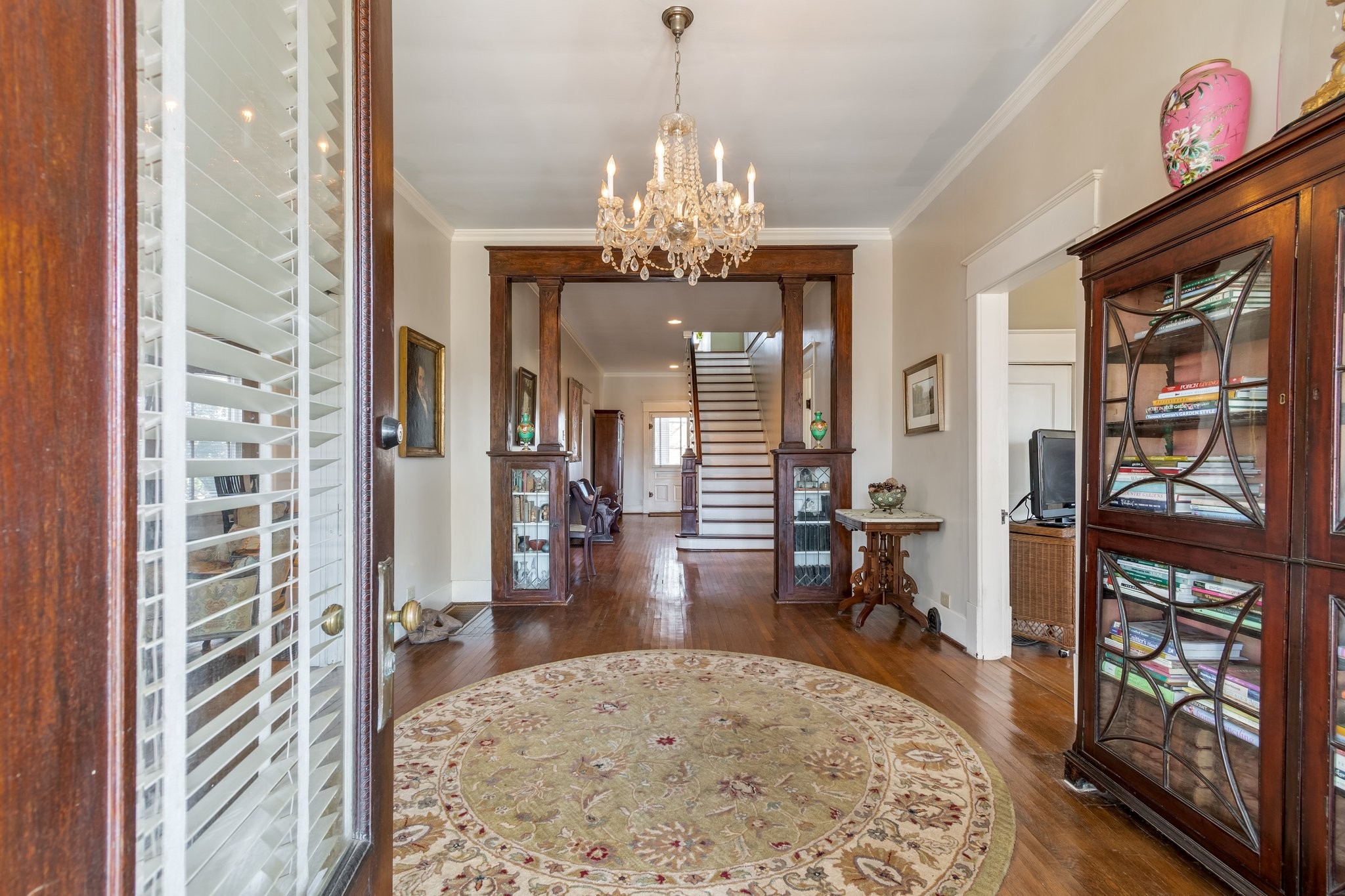 320 N Main St