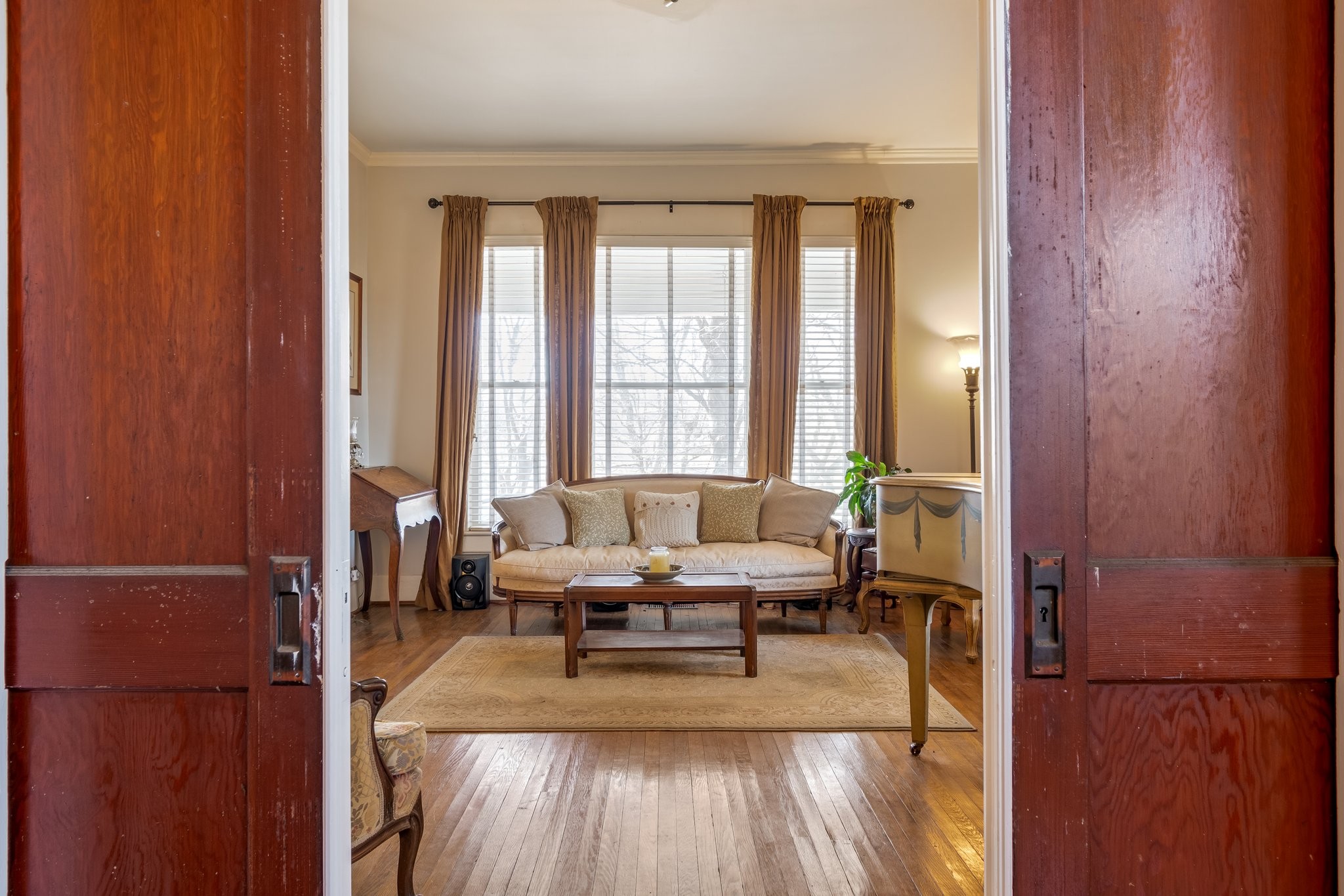 320 N Main St