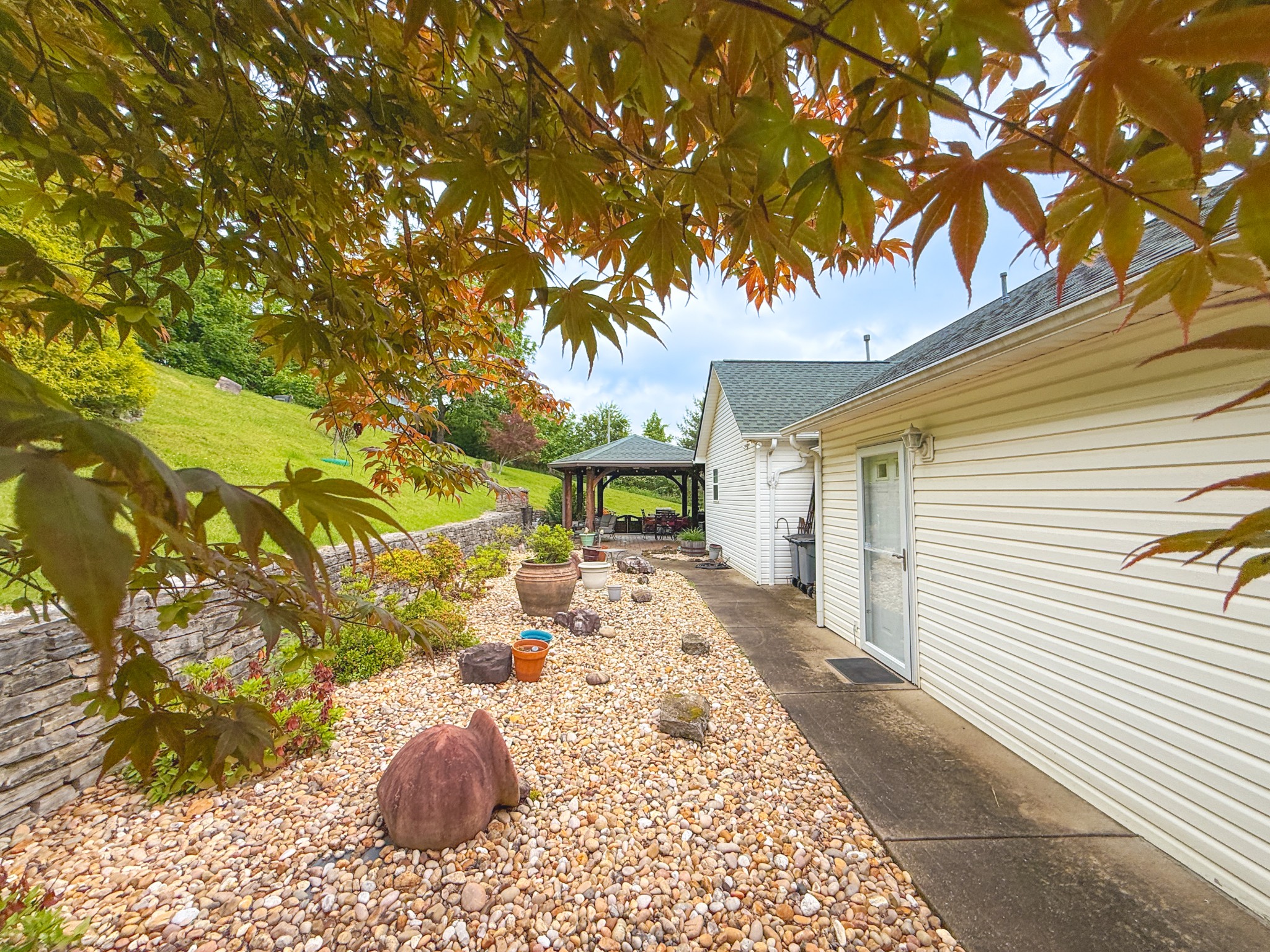 414 Mt View Dr