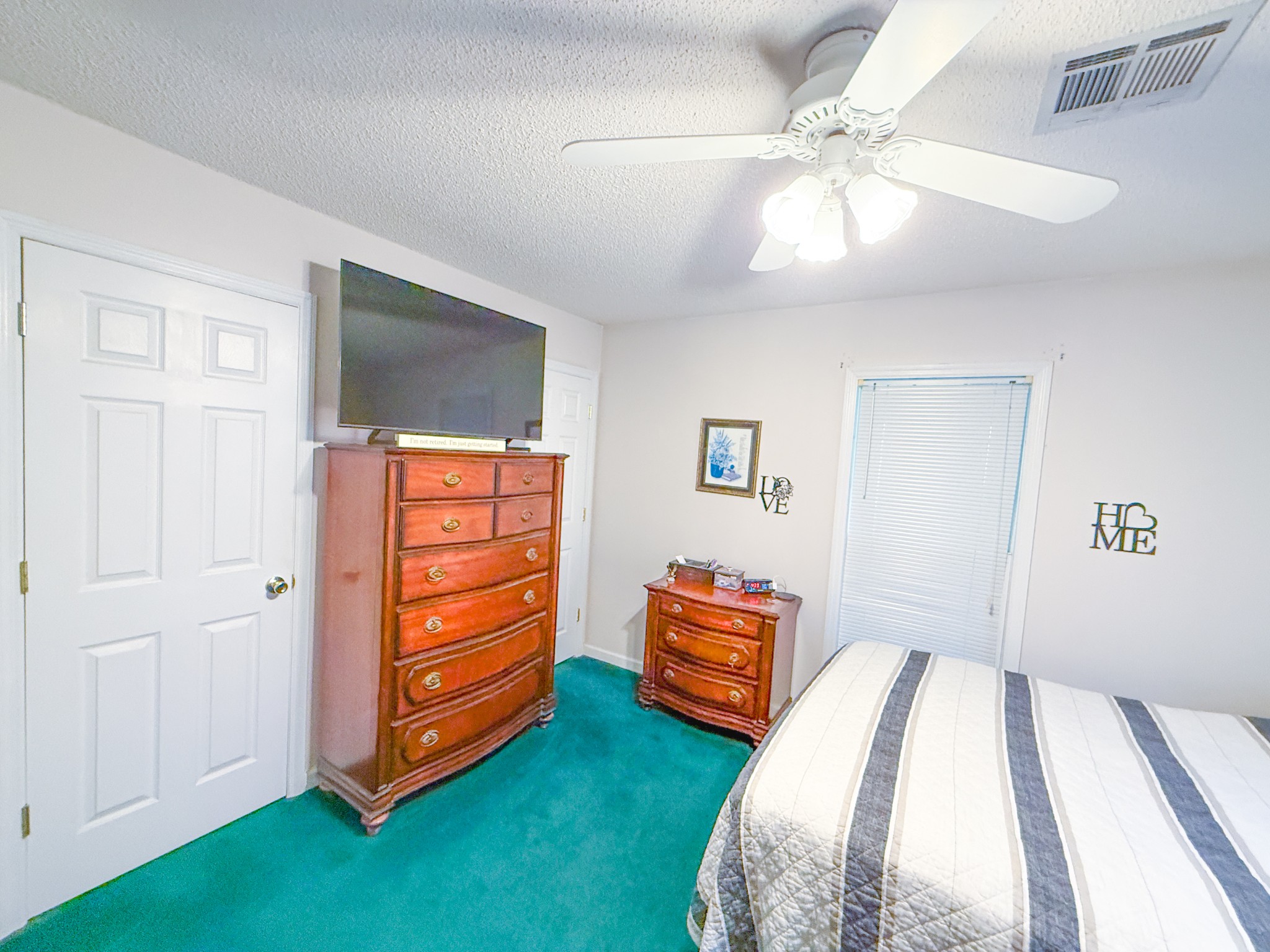 414 Mt View Dr