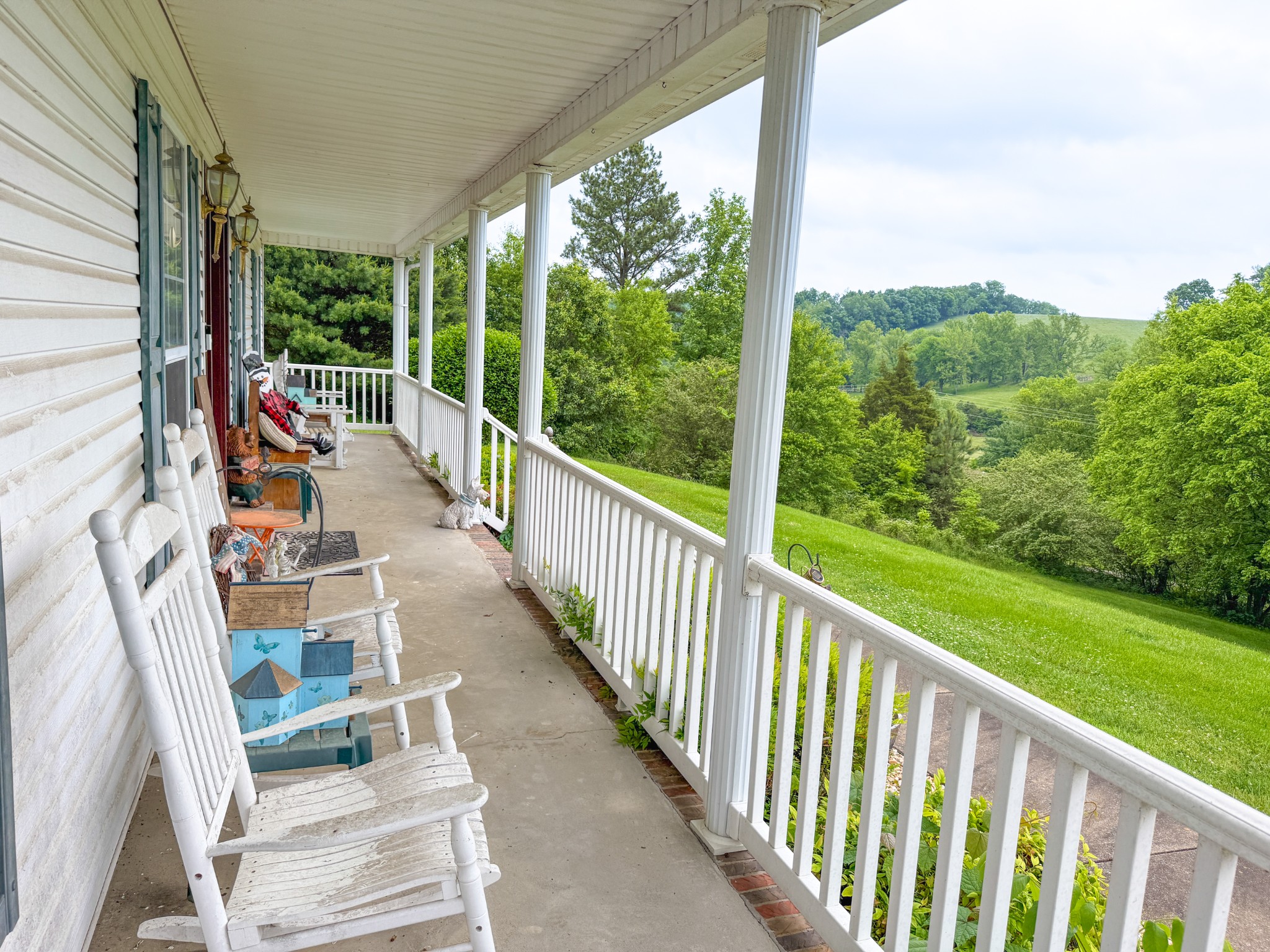 414 Mt View Dr