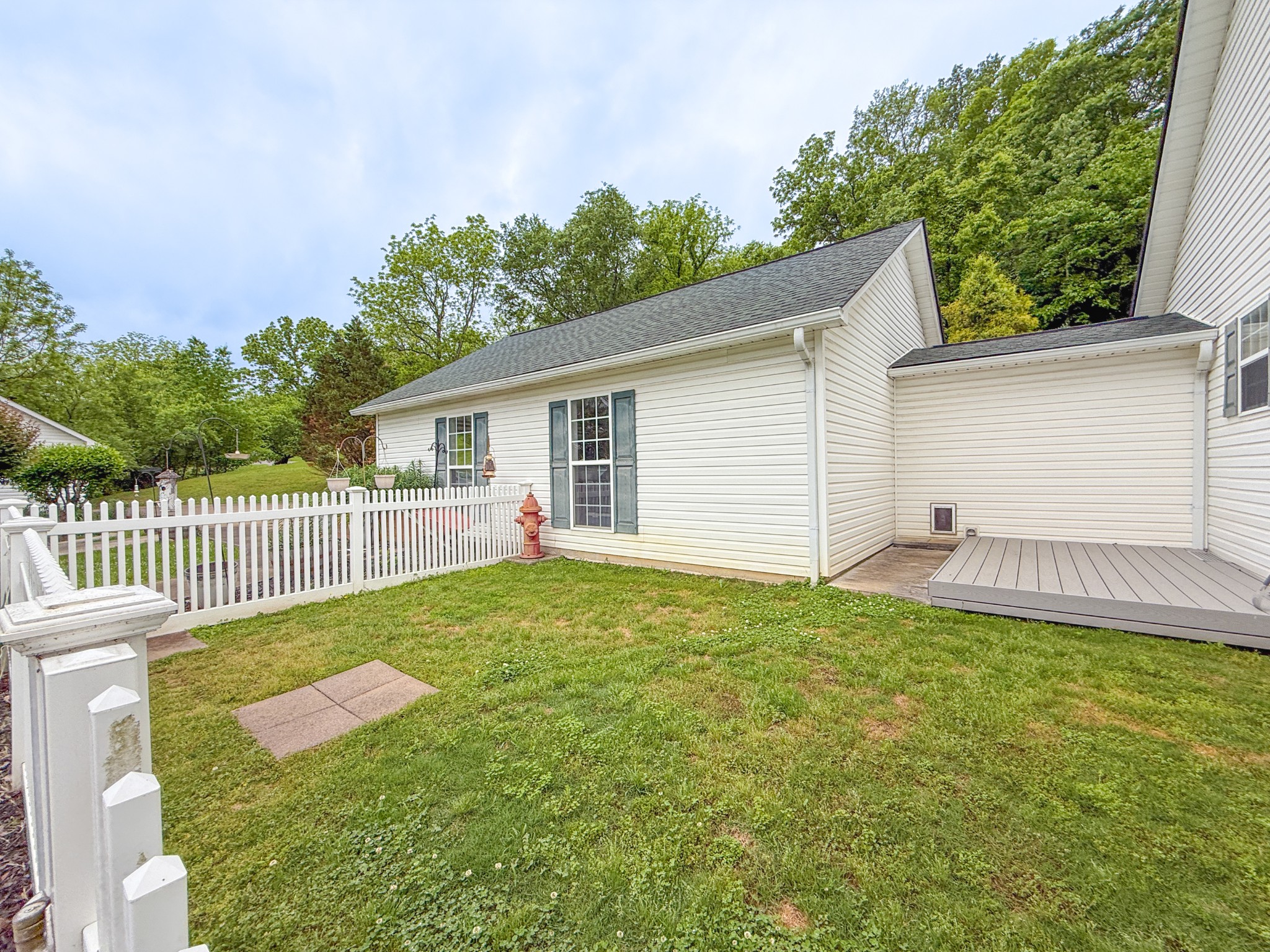 414 Mt View Dr