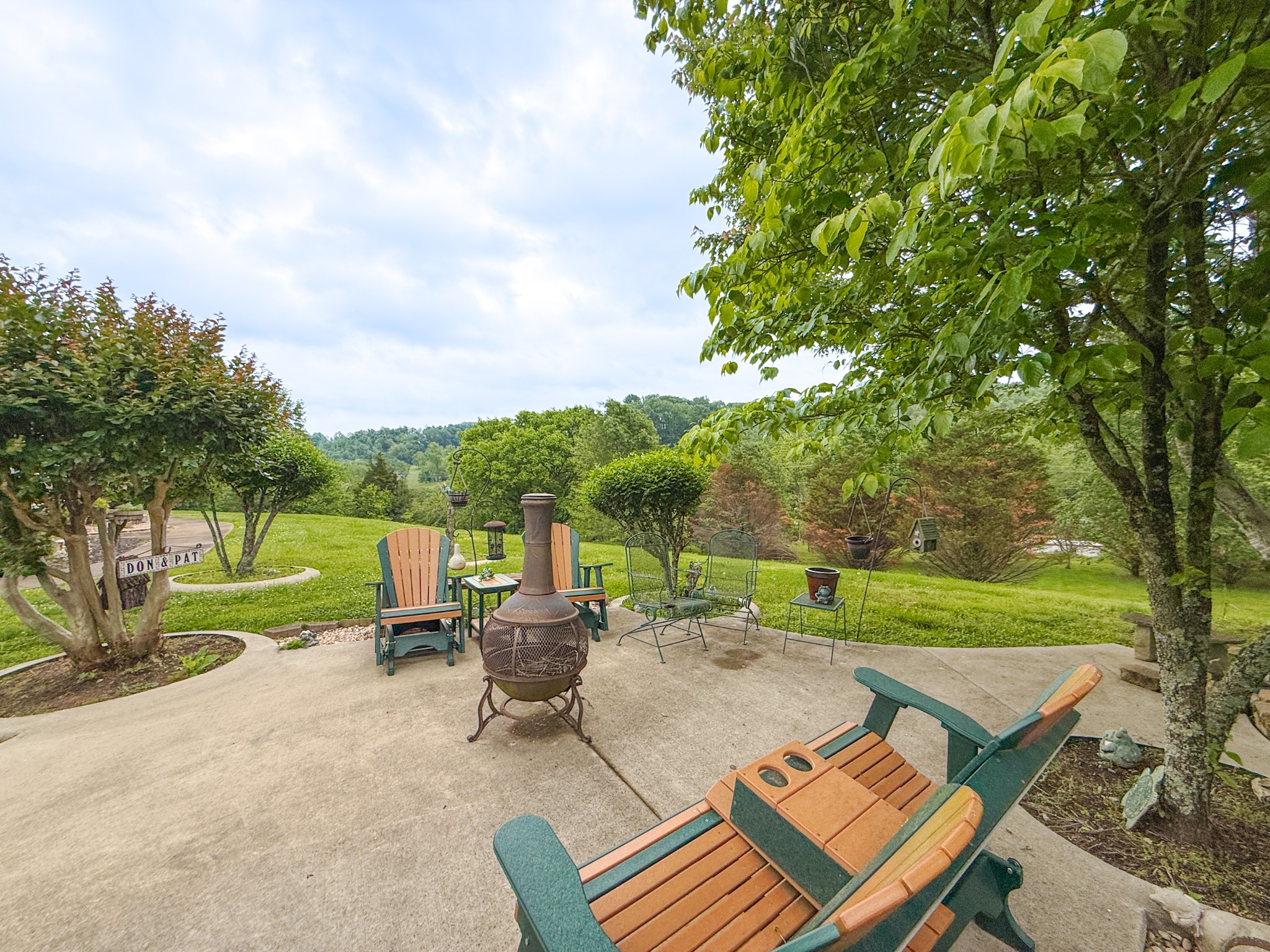 414 Mt View Dr