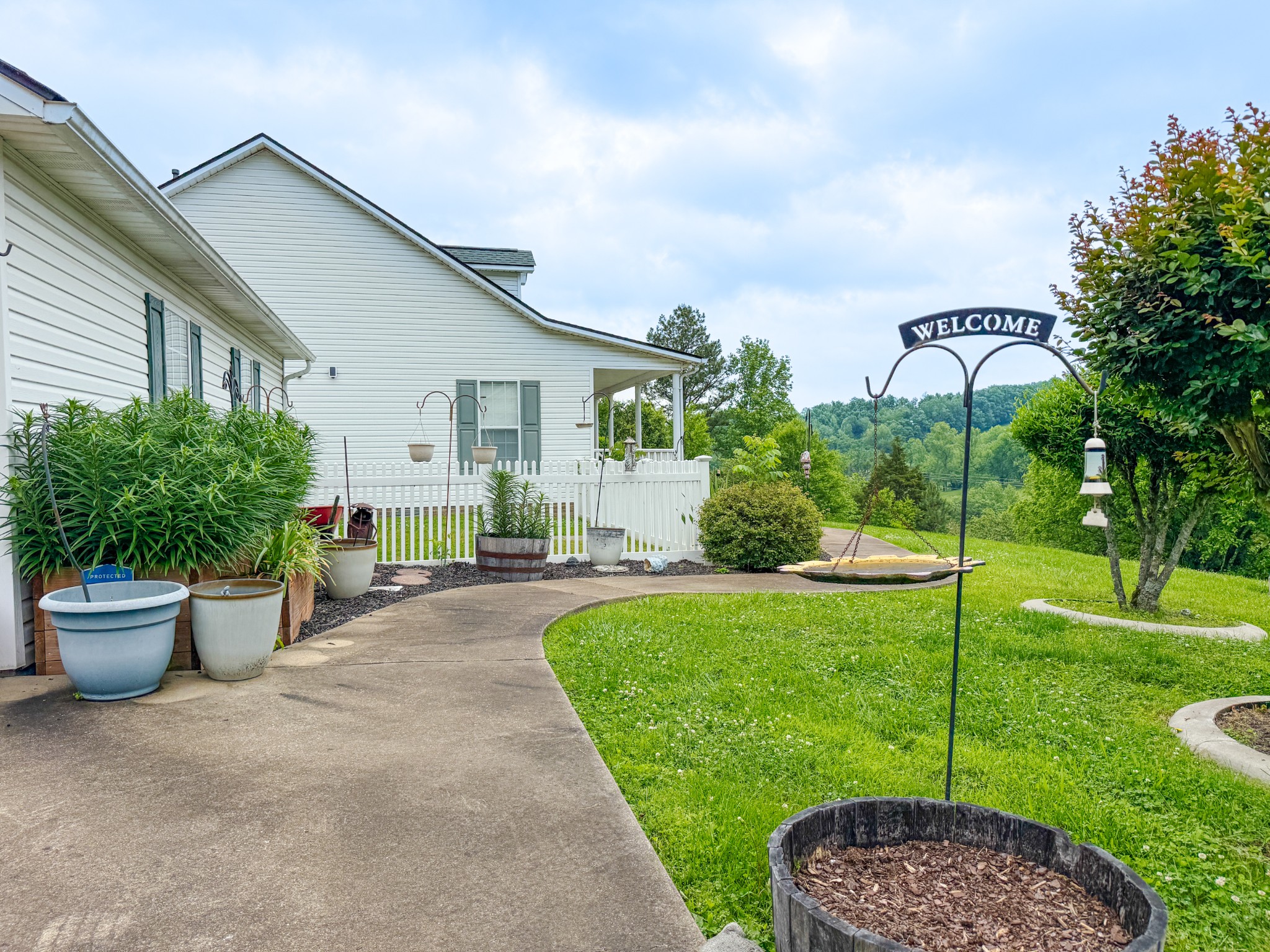 414 Mt View Dr