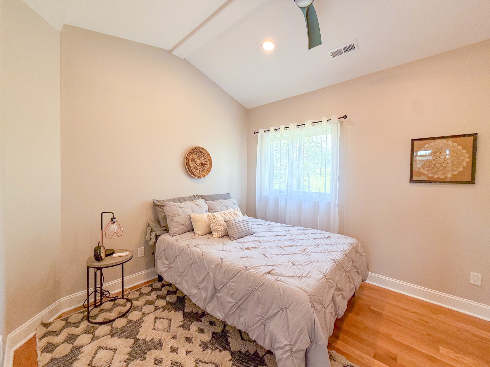208 John Brownlow Rd