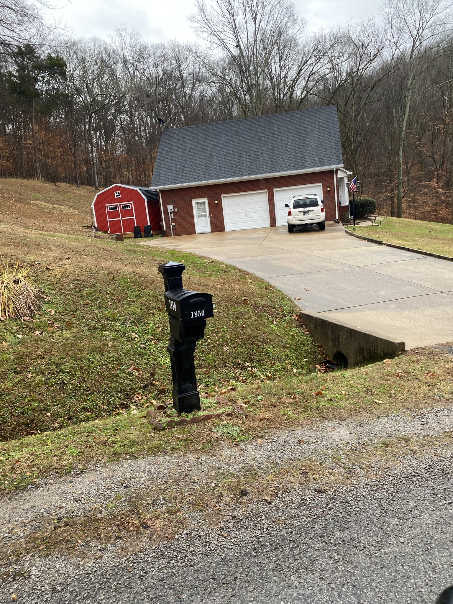 1850 Rebecca Dr