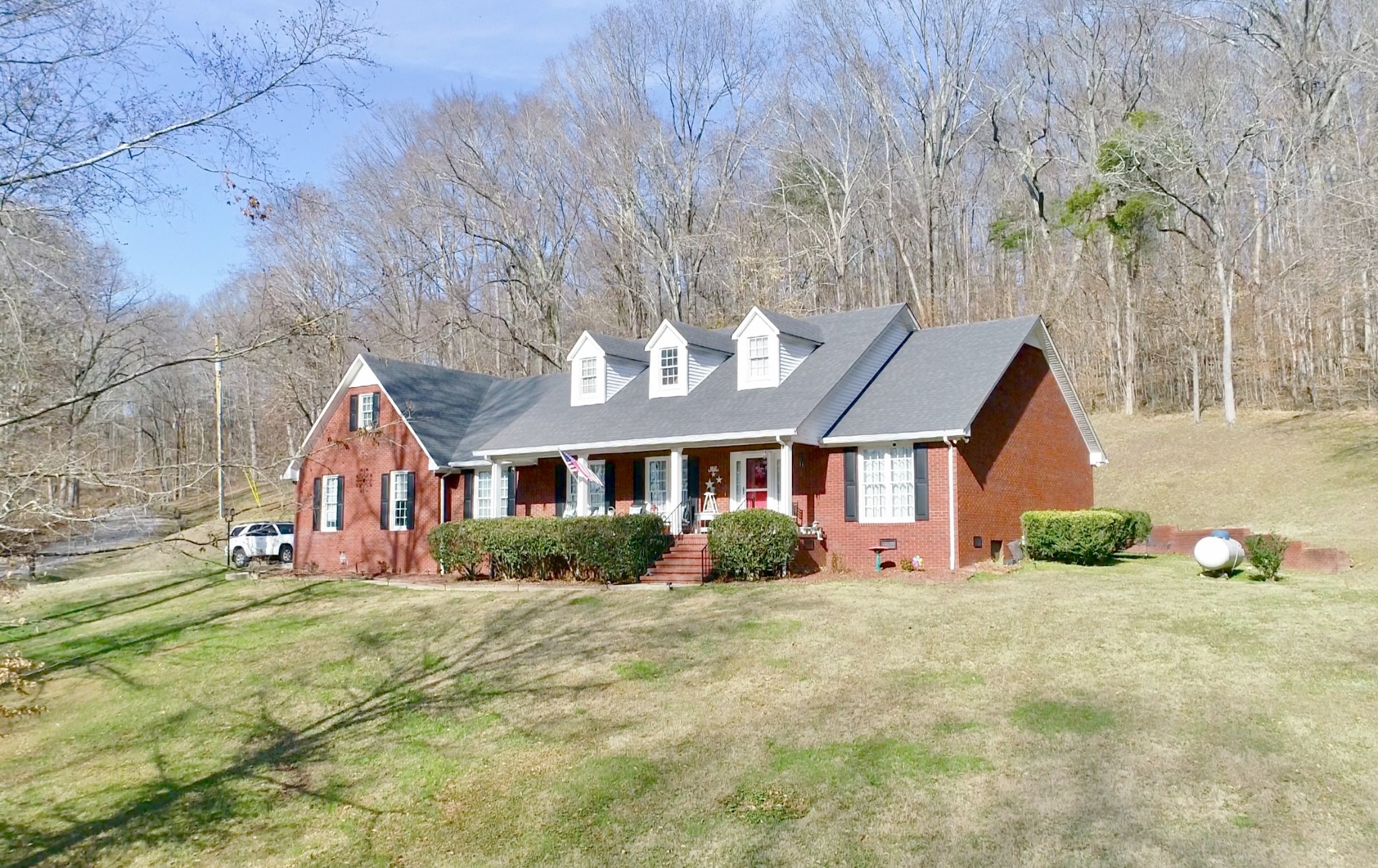 1850 Rebecca Dr