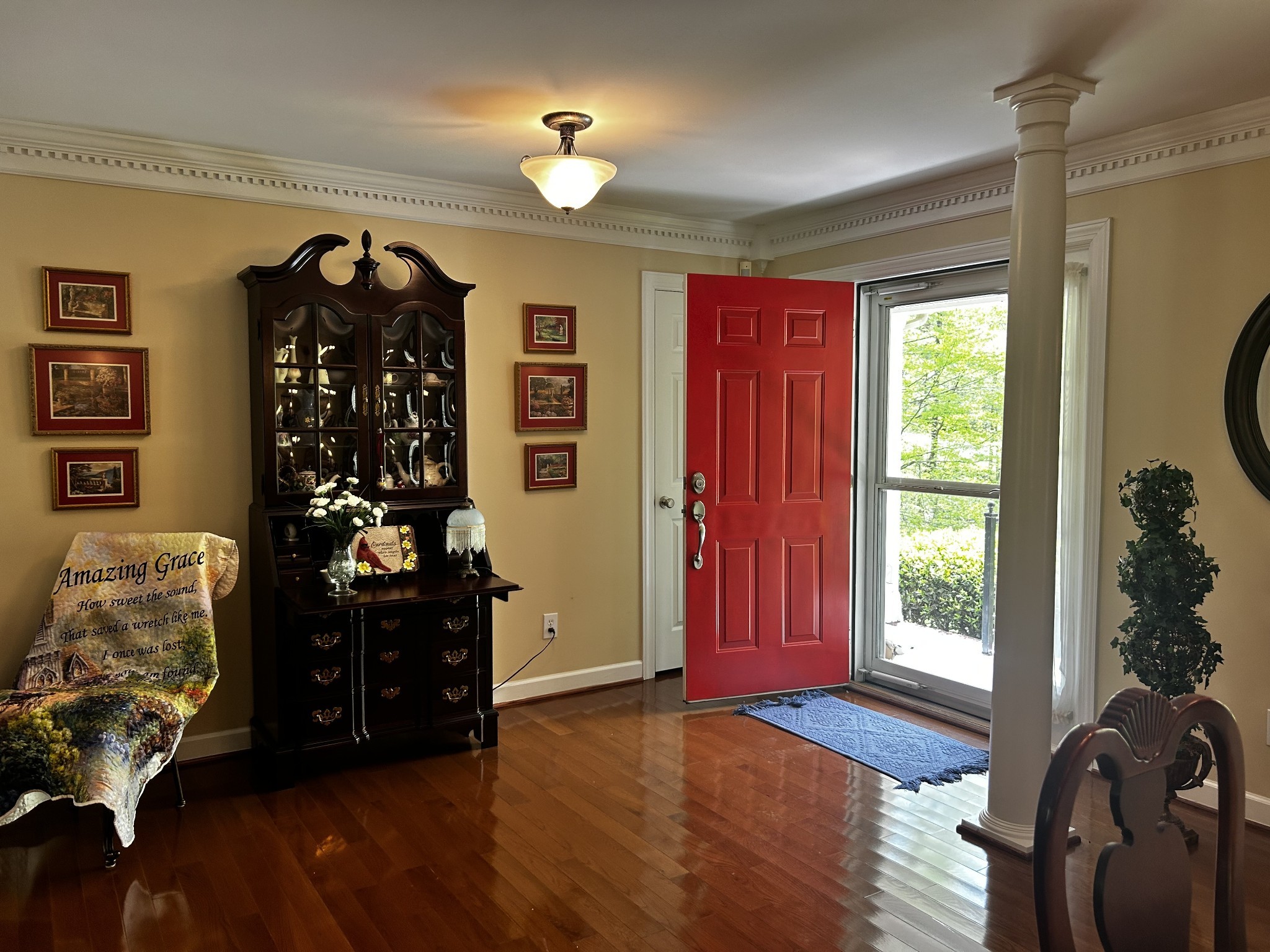 1850 Rebecca Dr