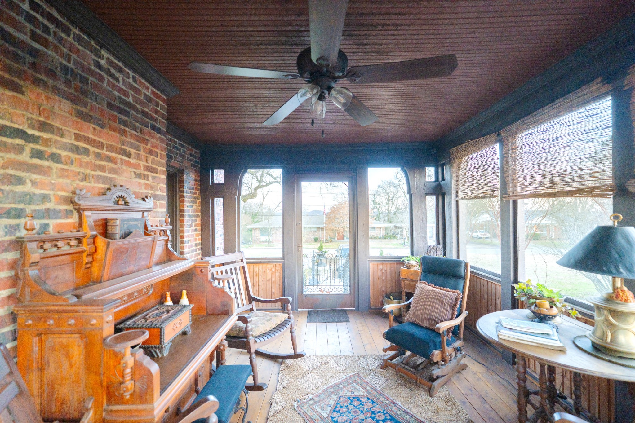 226 Rose St