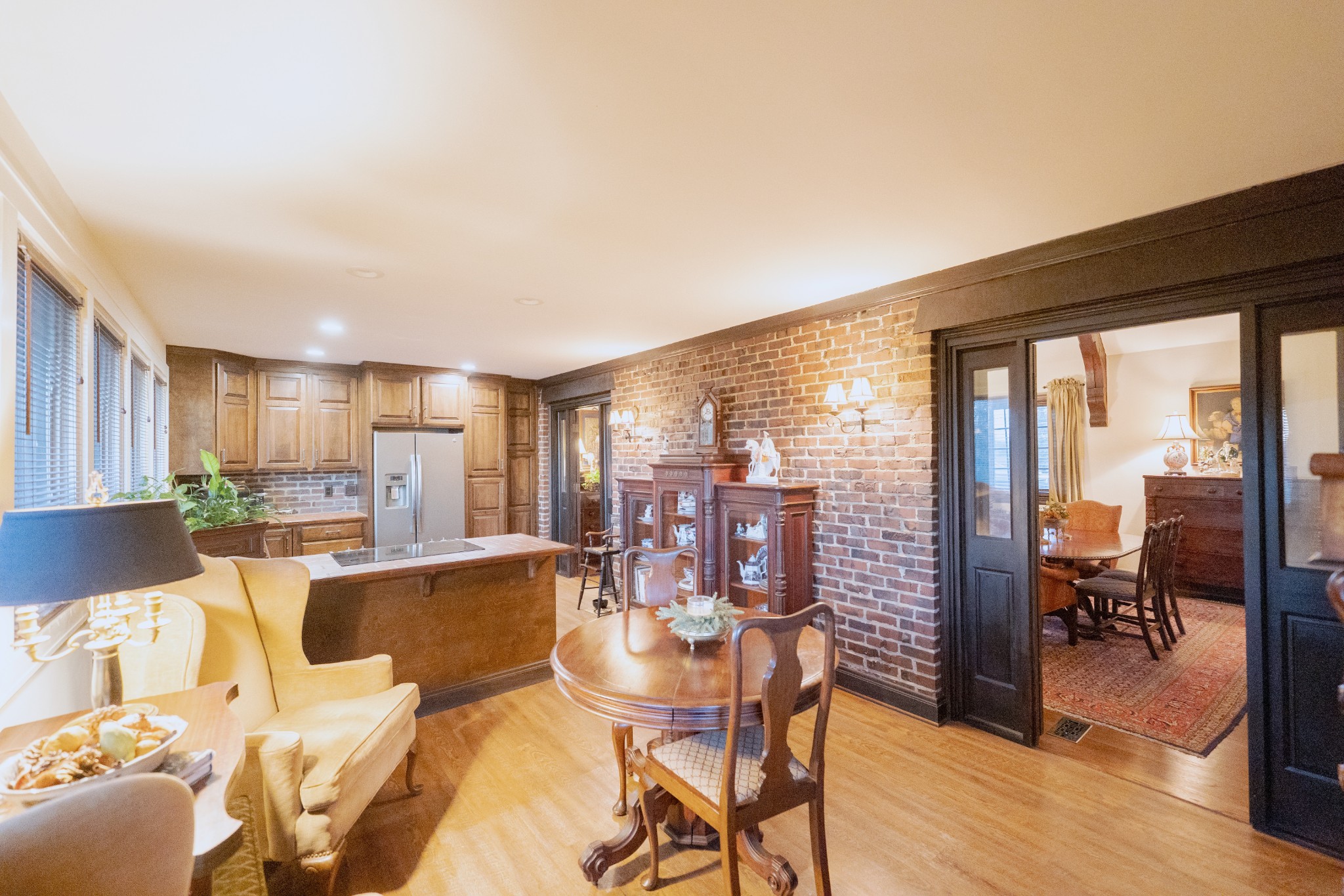 226 Rose St