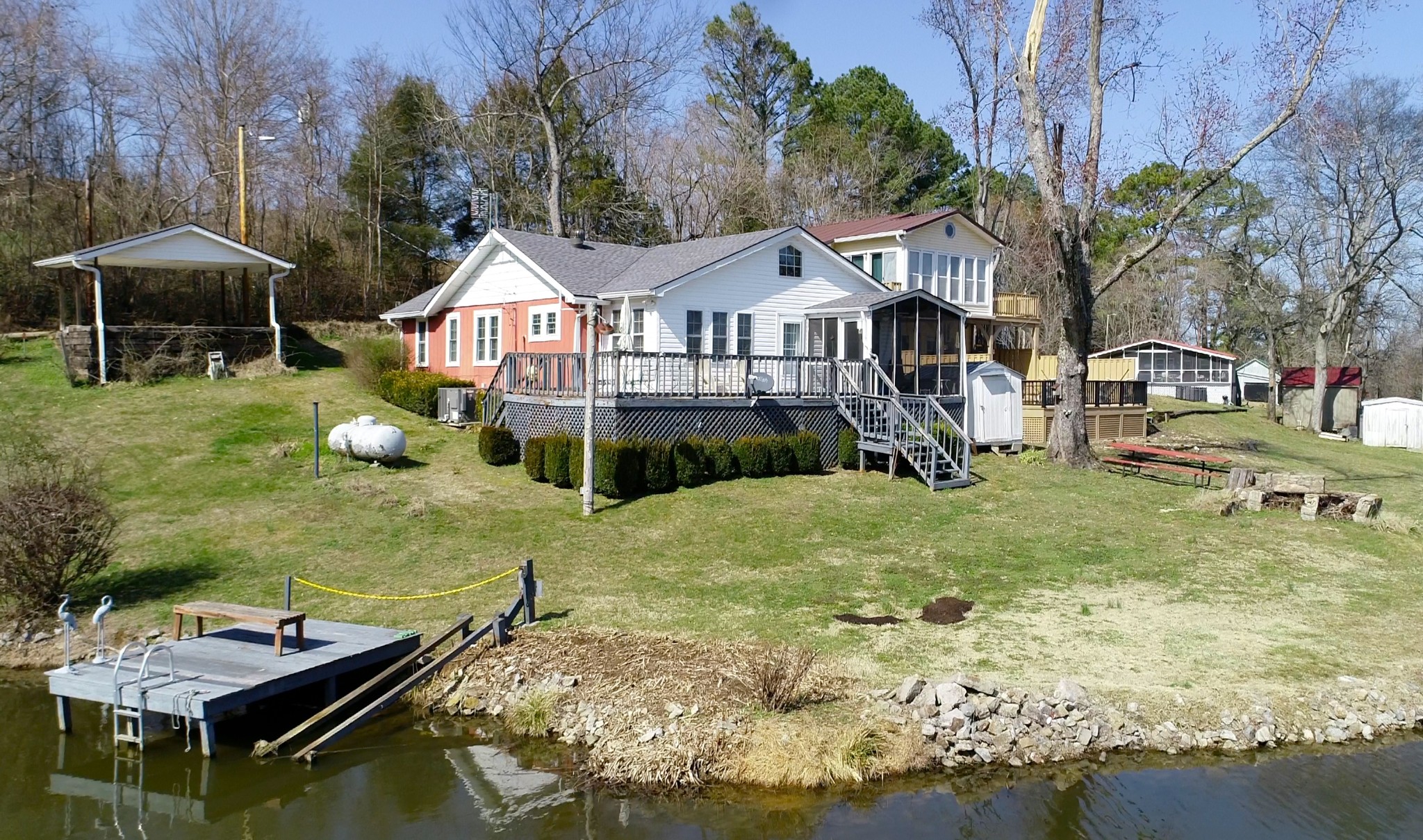2701 Clear Creek Rd