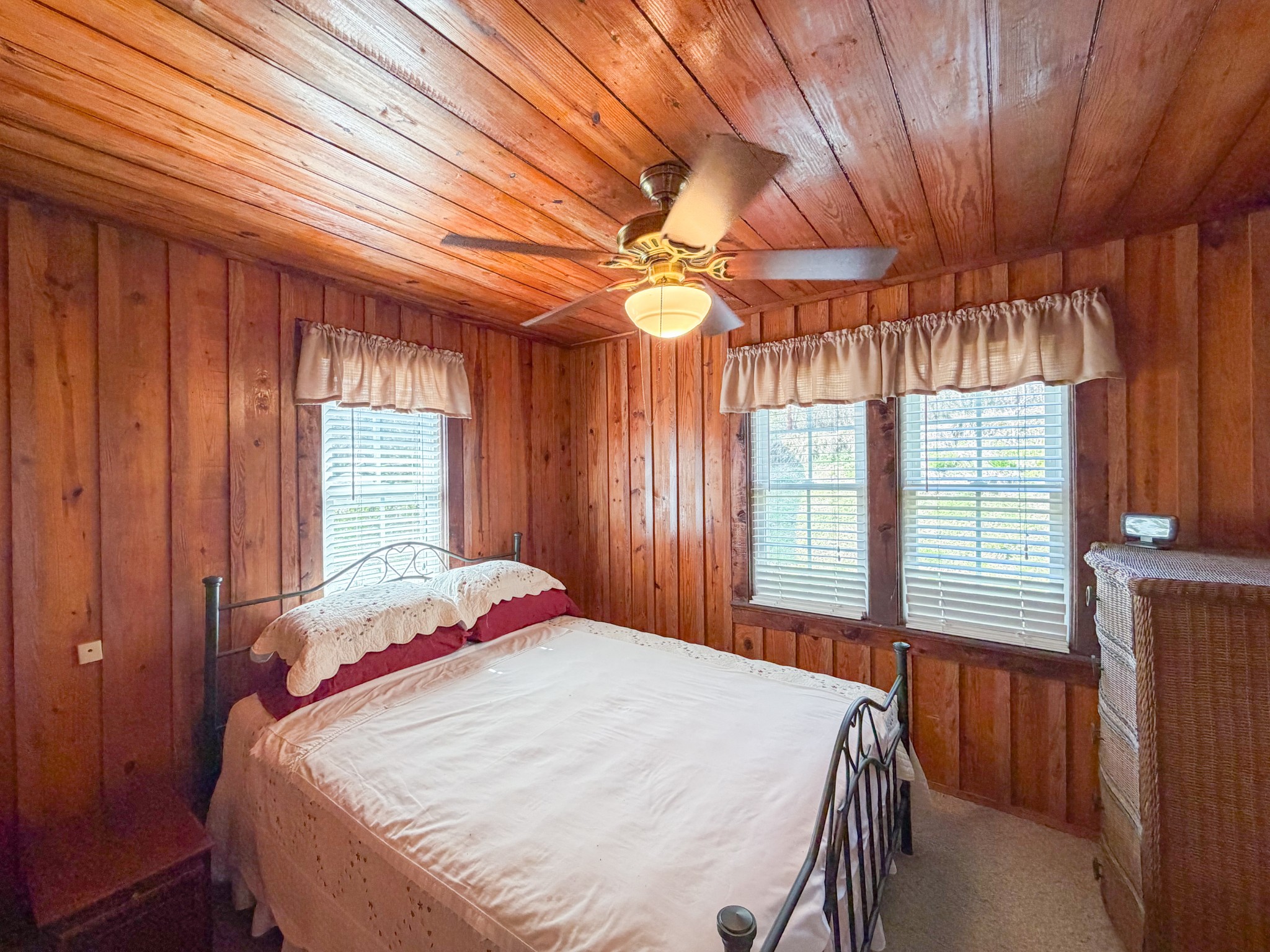 2701 Clear Creek Rd