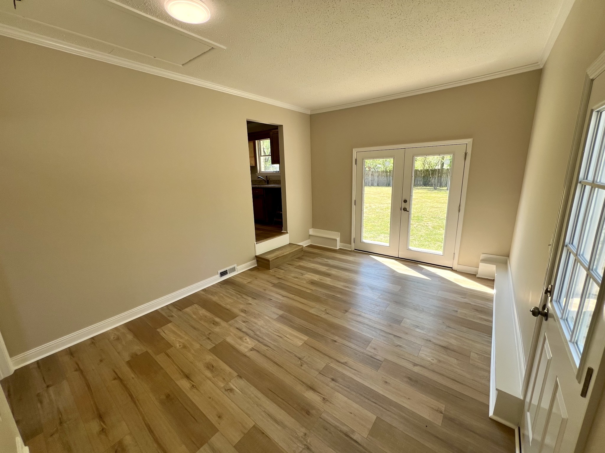 2229 Cherry Dr