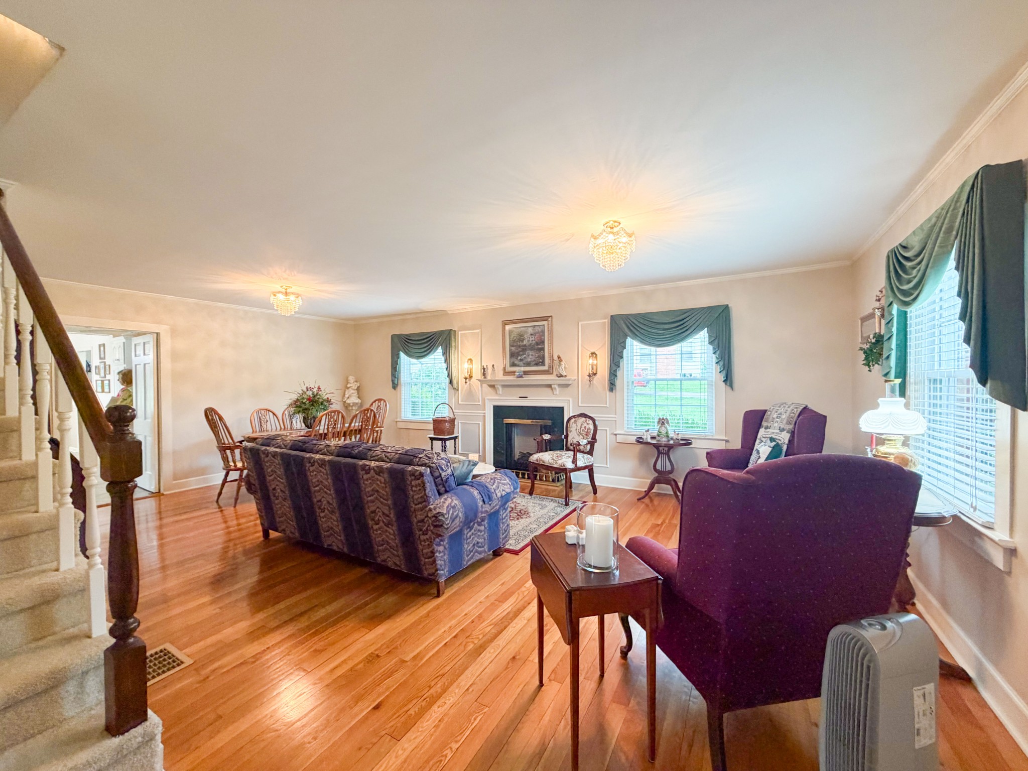 326 Ballentine St