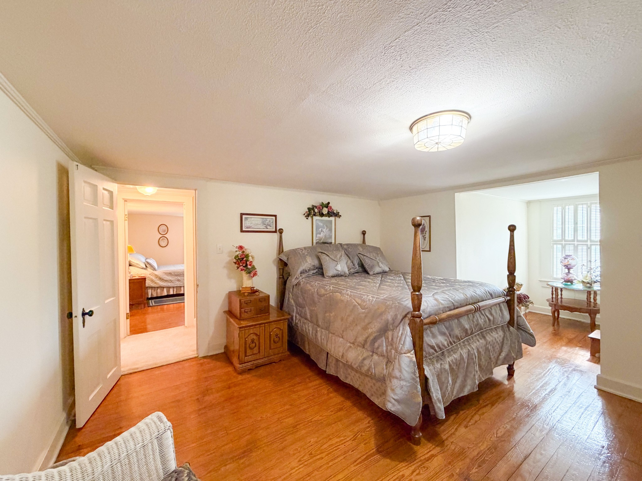 326 Ballentine St