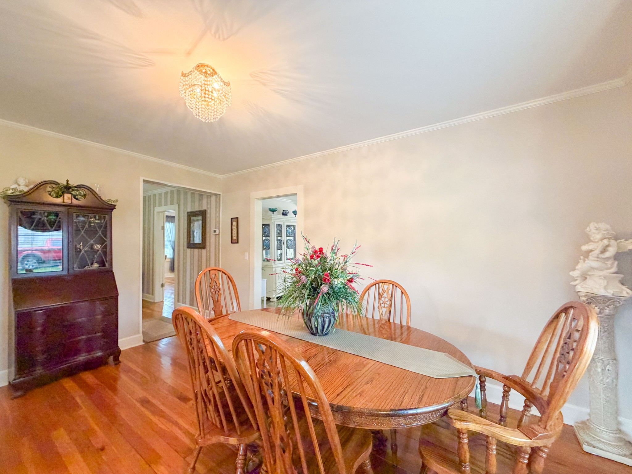 326 Ballentine St