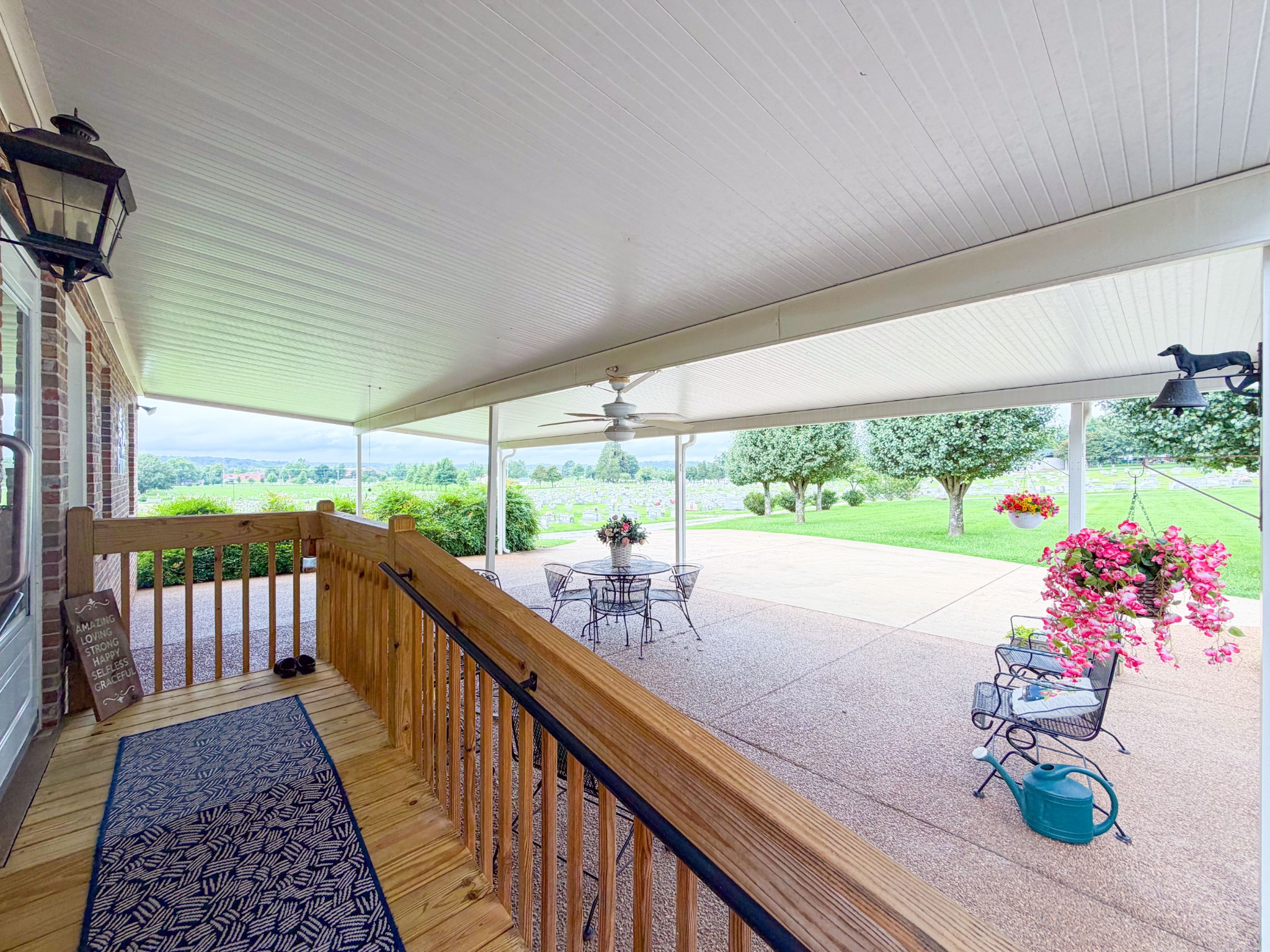 326 Ballentine St