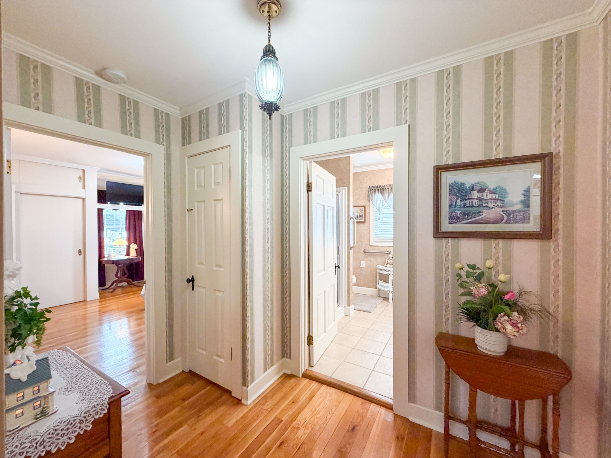 326 Ballentine St