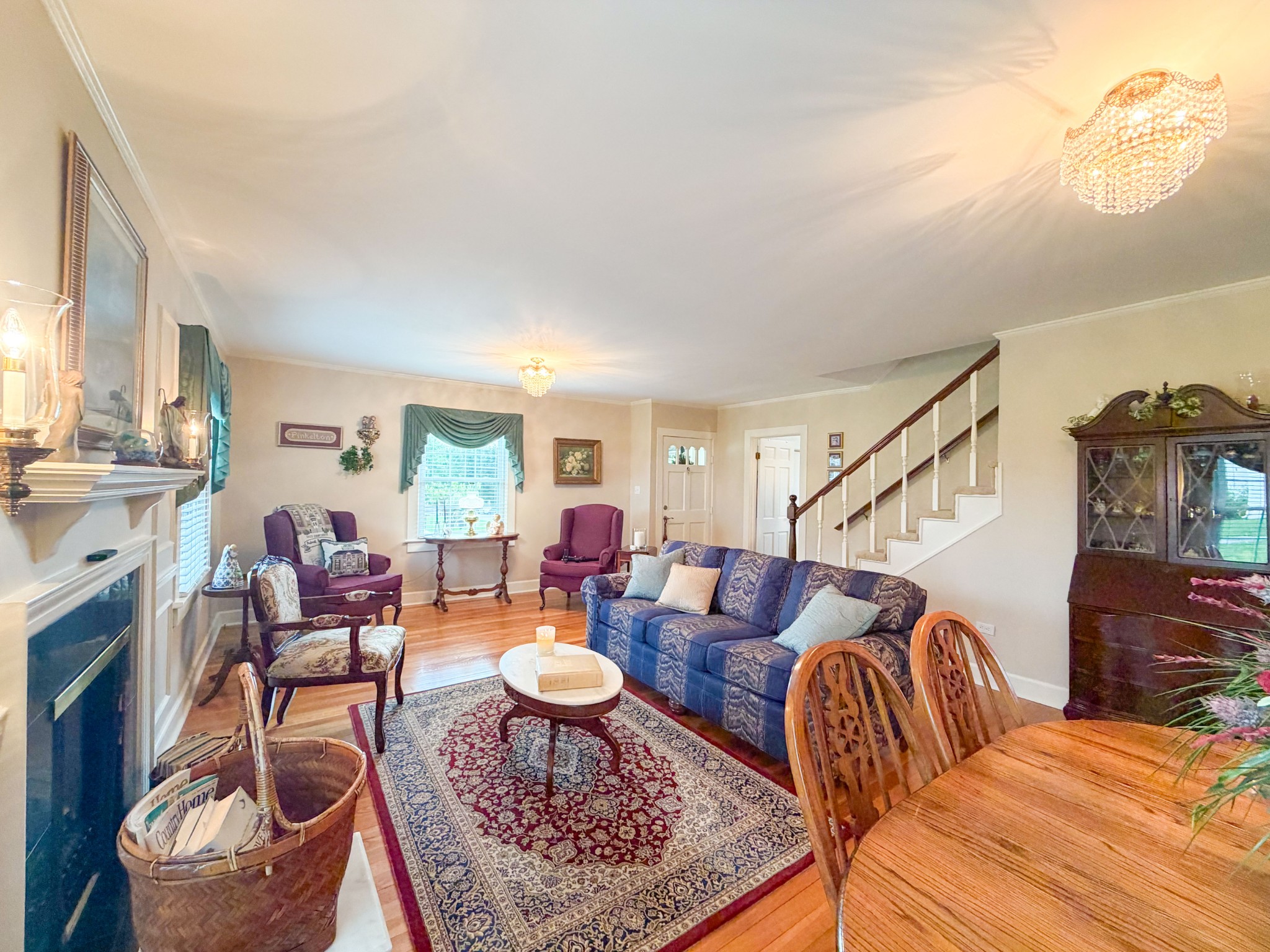 326 Ballentine St