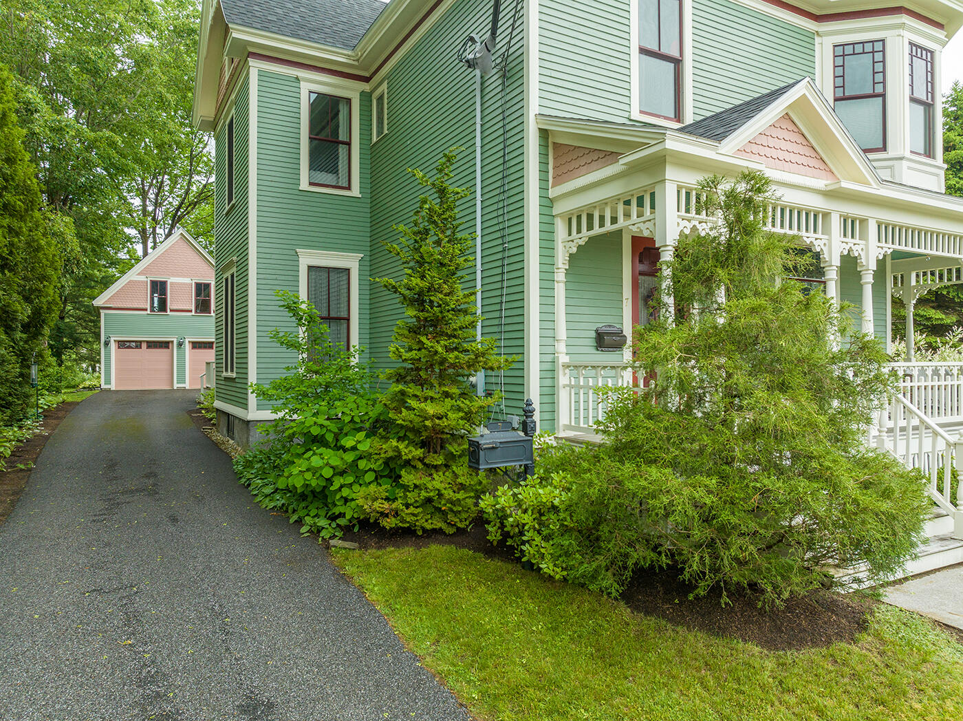 7 Hyler Street