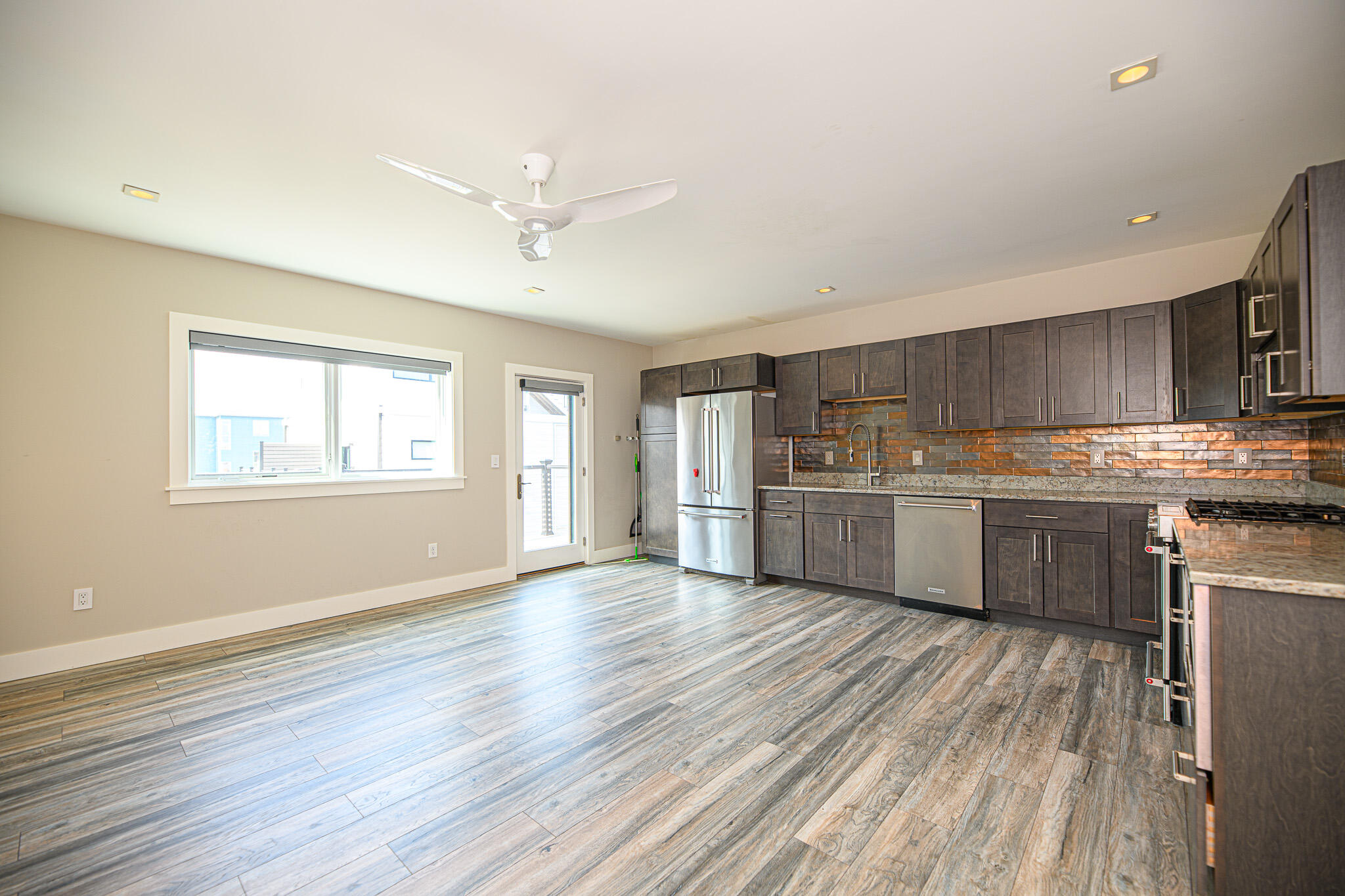5 Cumberland Avenue, 6