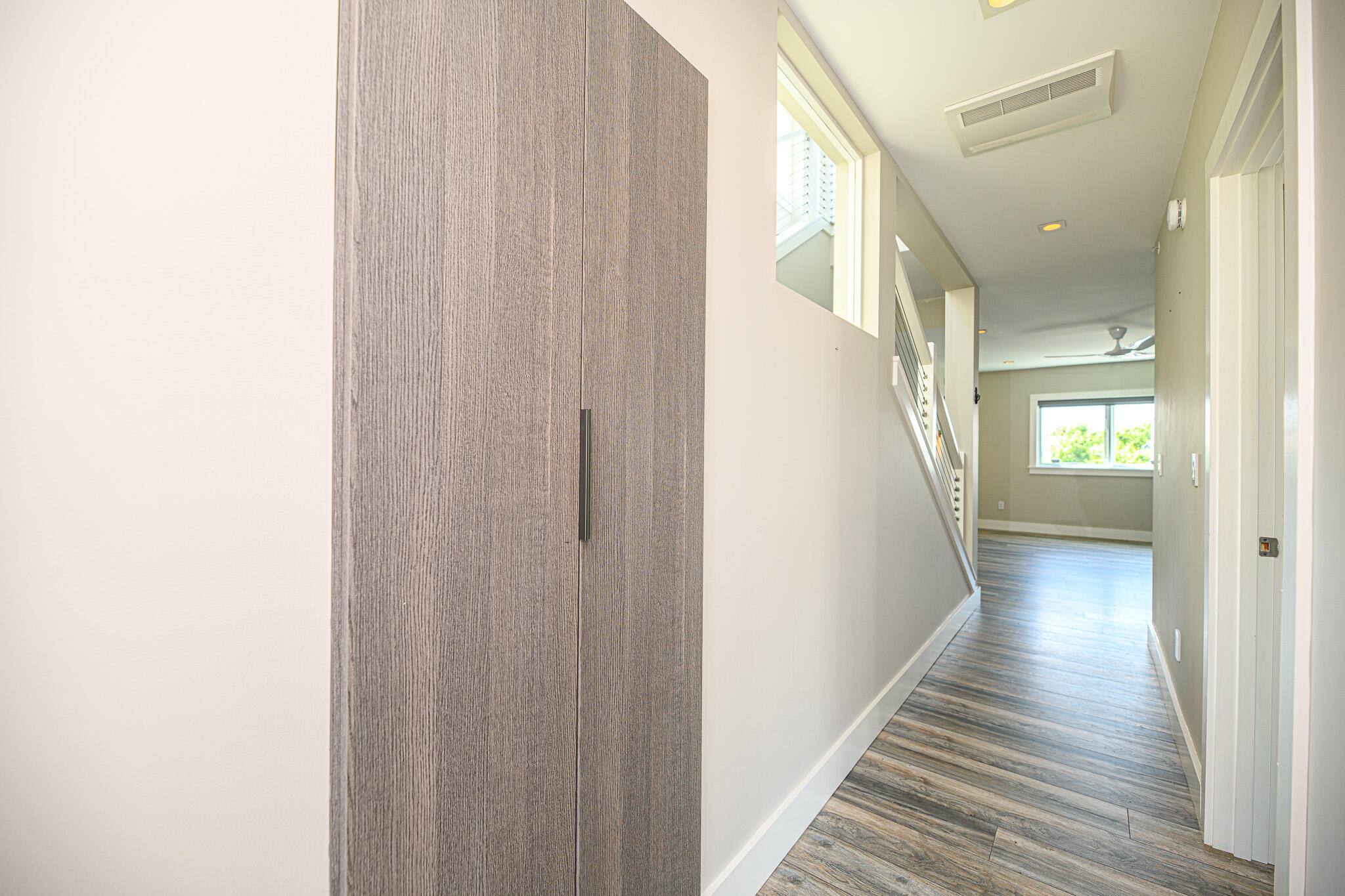 5 Cumberland Avenue, 6