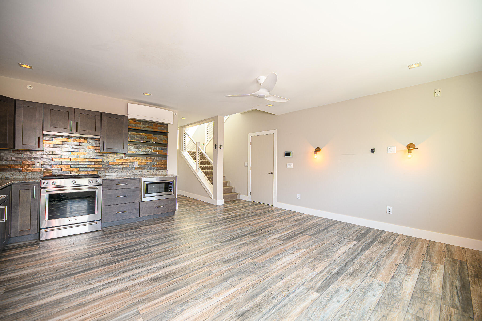5 Cumberland Avenue, 6