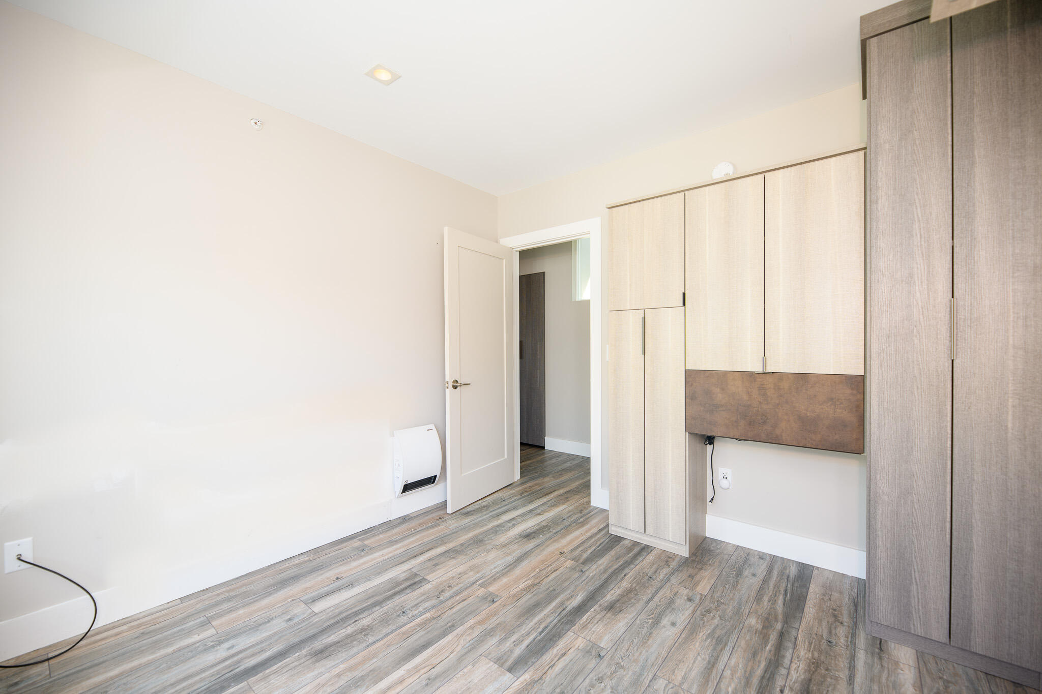 5 Cumberland Avenue, 6