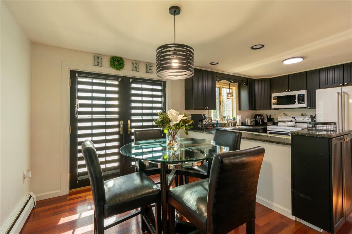 213 Bayside W