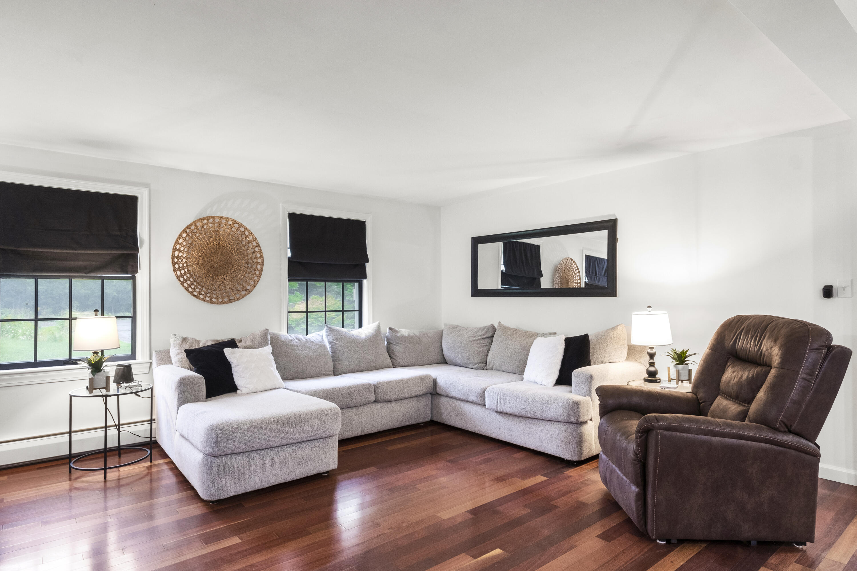 213 Bayside W