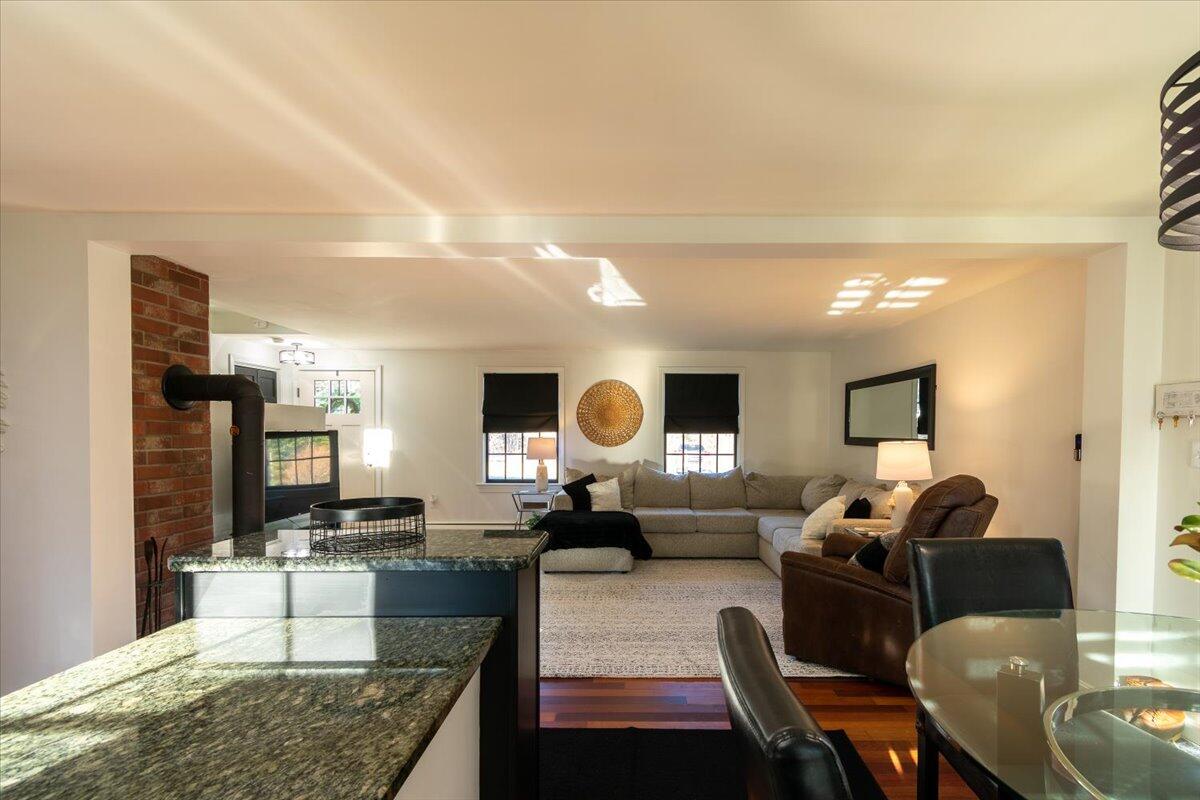 213 Bayside W