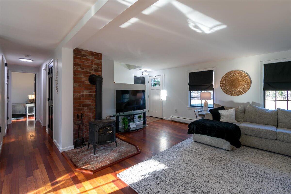 213 Bayside W