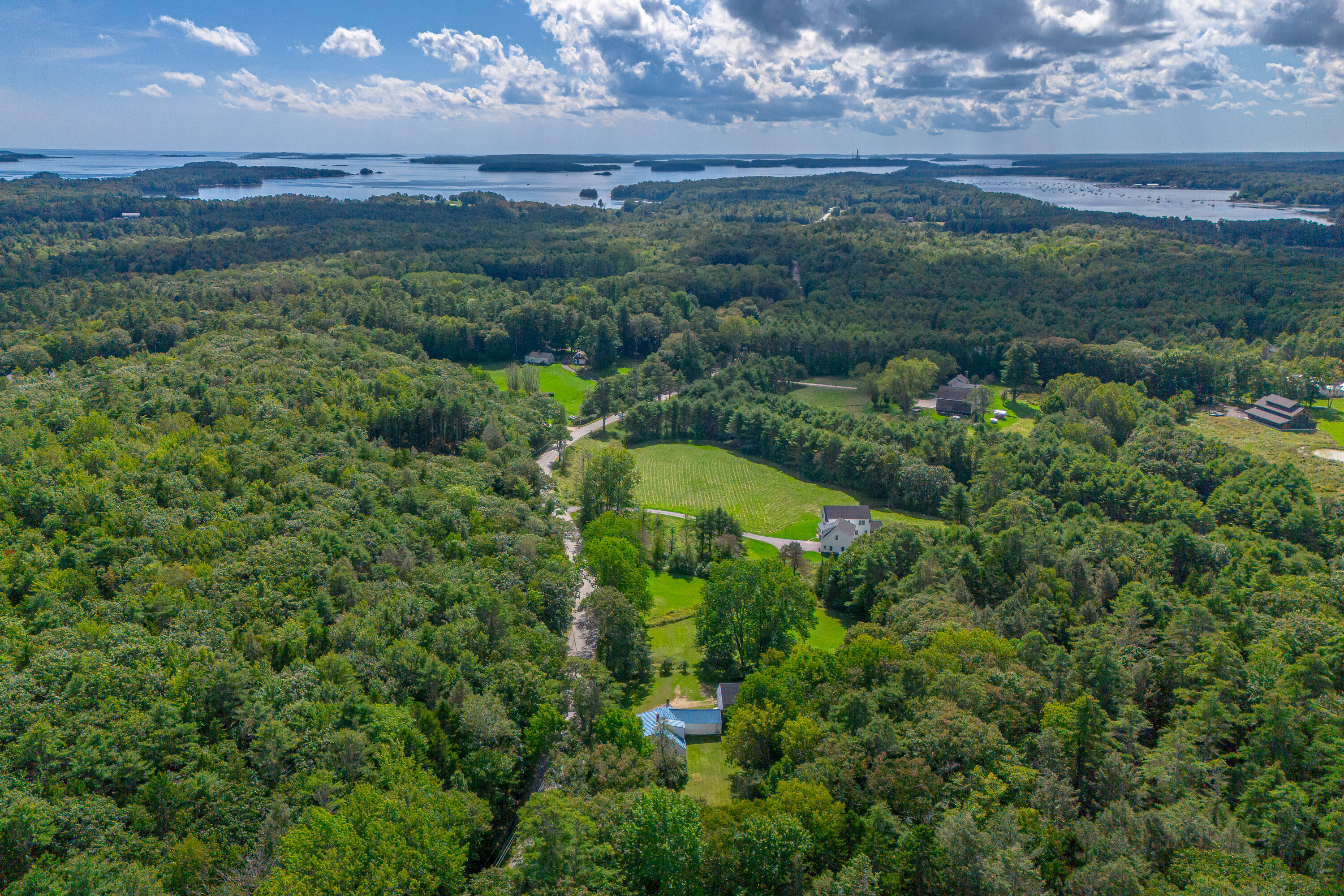 48 Wolfe's Neck Road