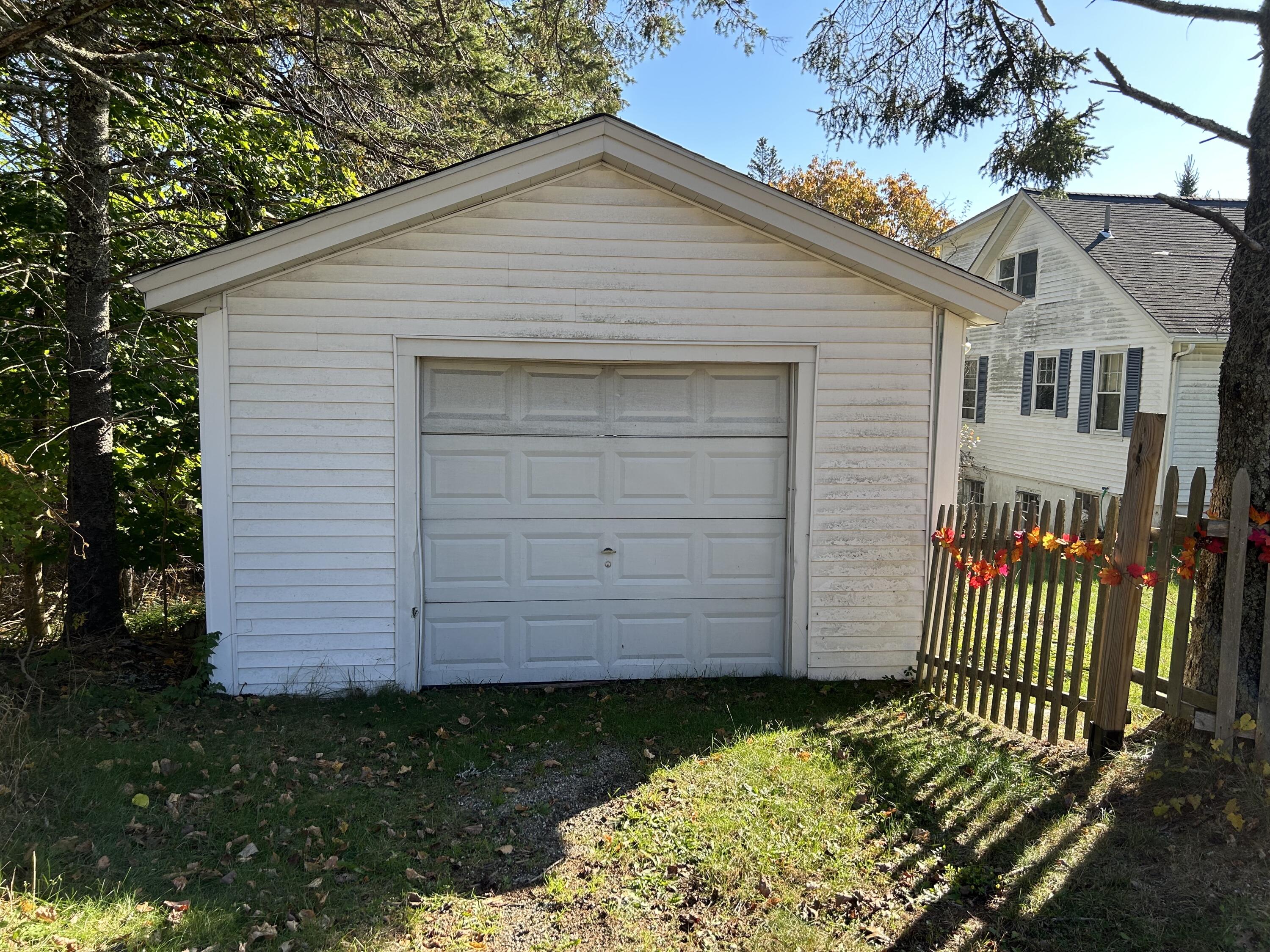 97 Ellsworth Road