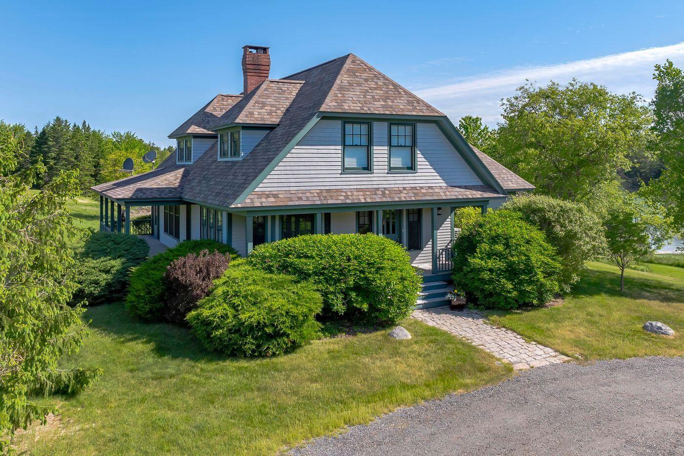 15 Gray Farm Road