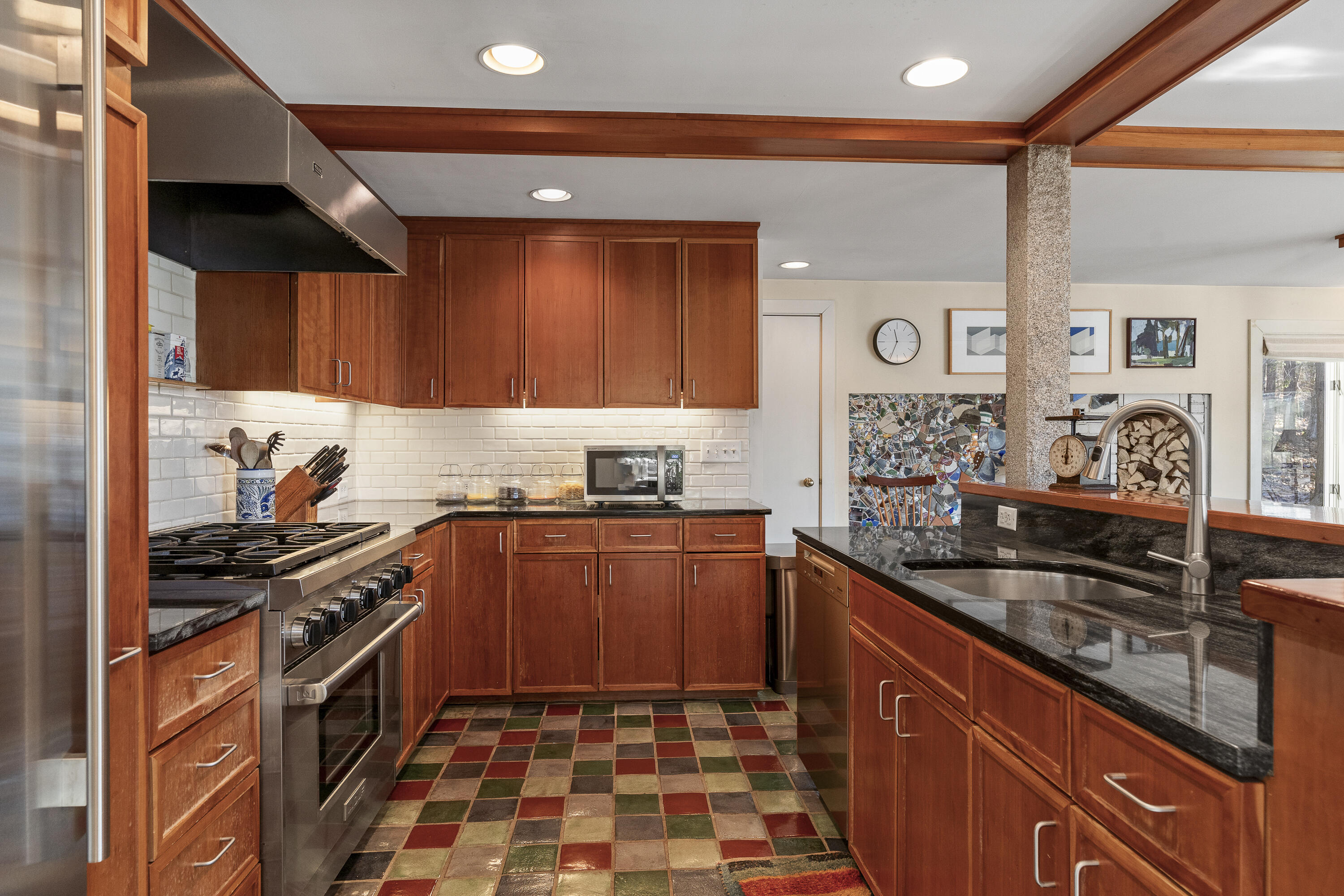 82 Rockweed Road