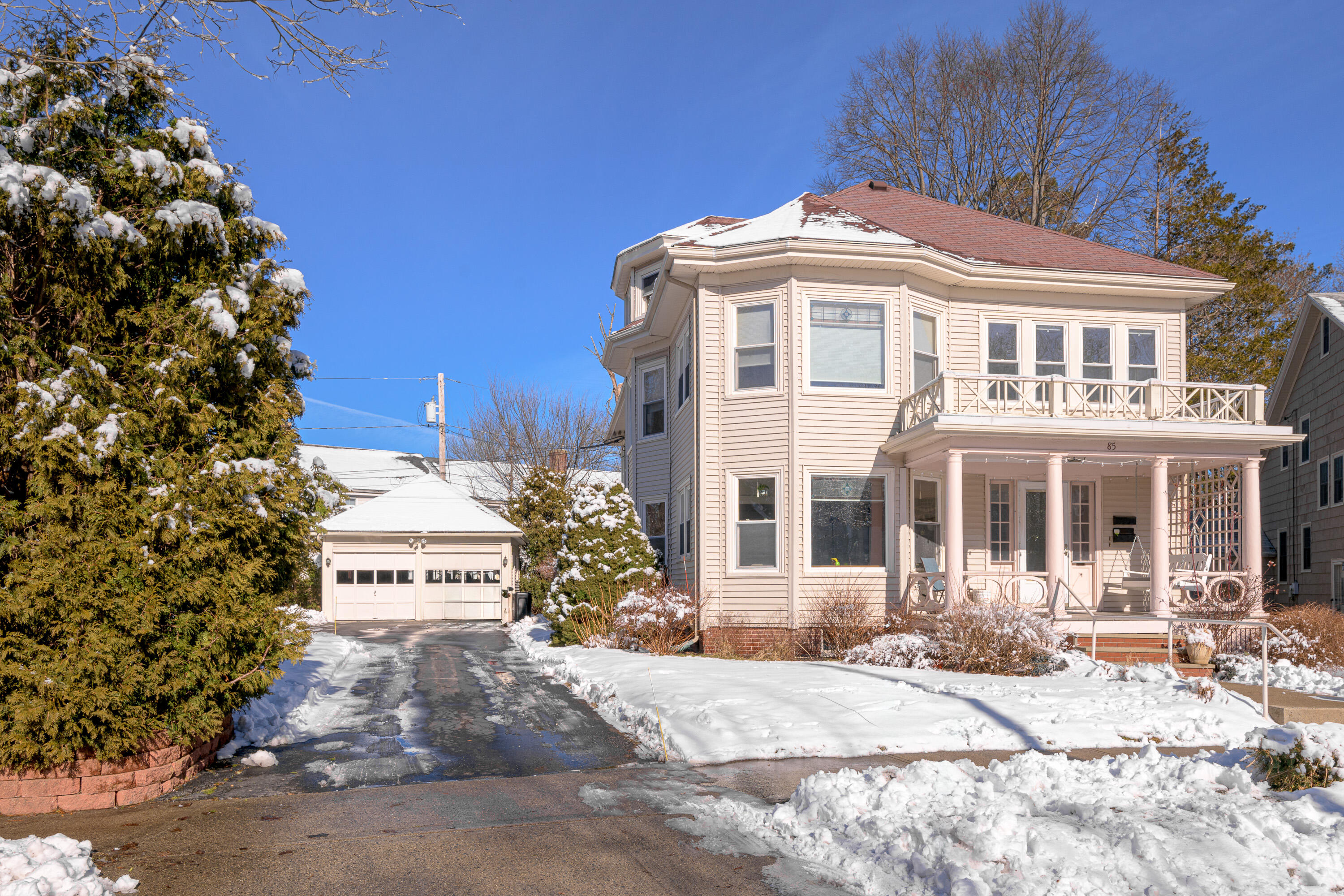 85 Deerfield Road