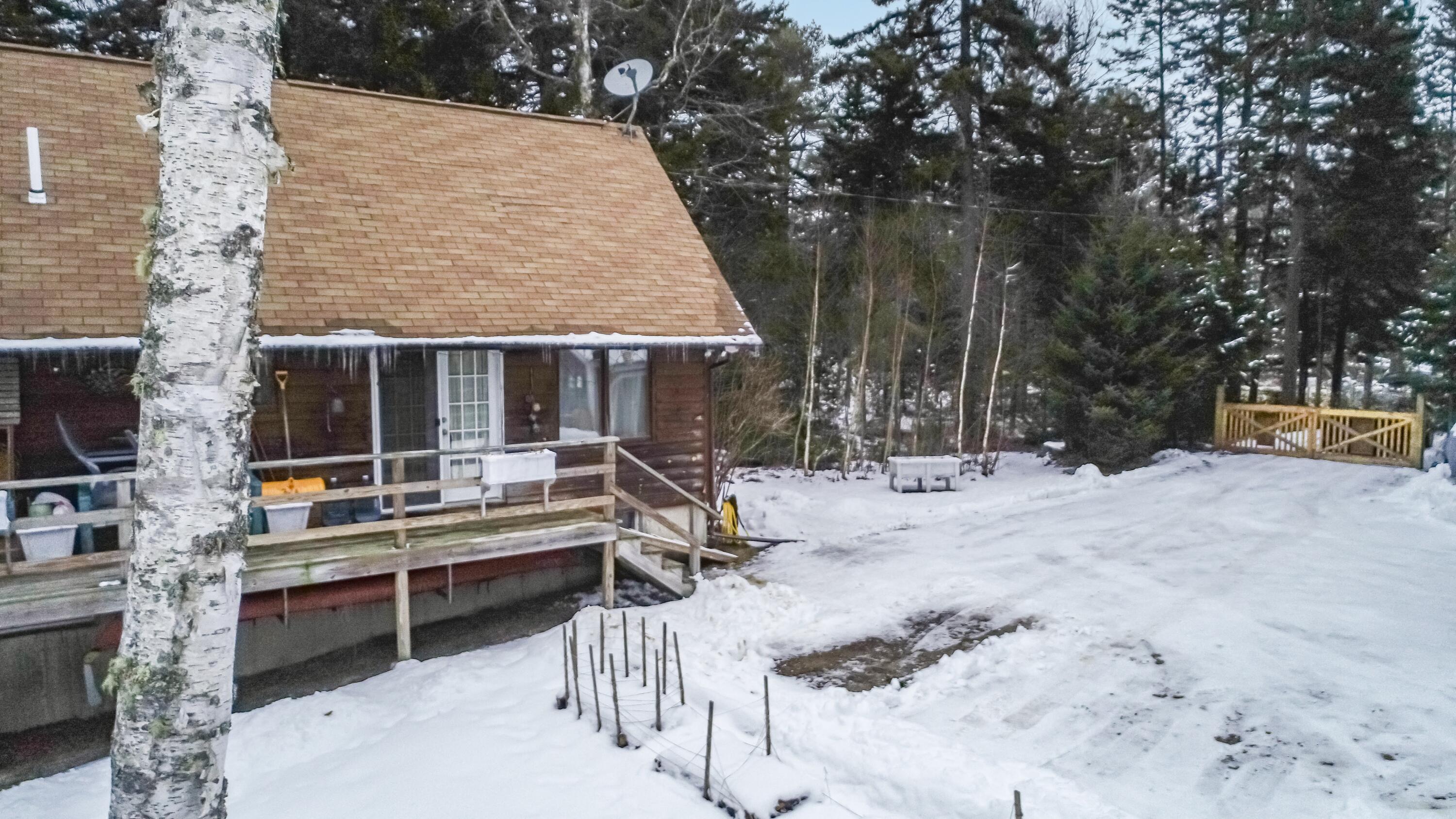 880 Castine Road