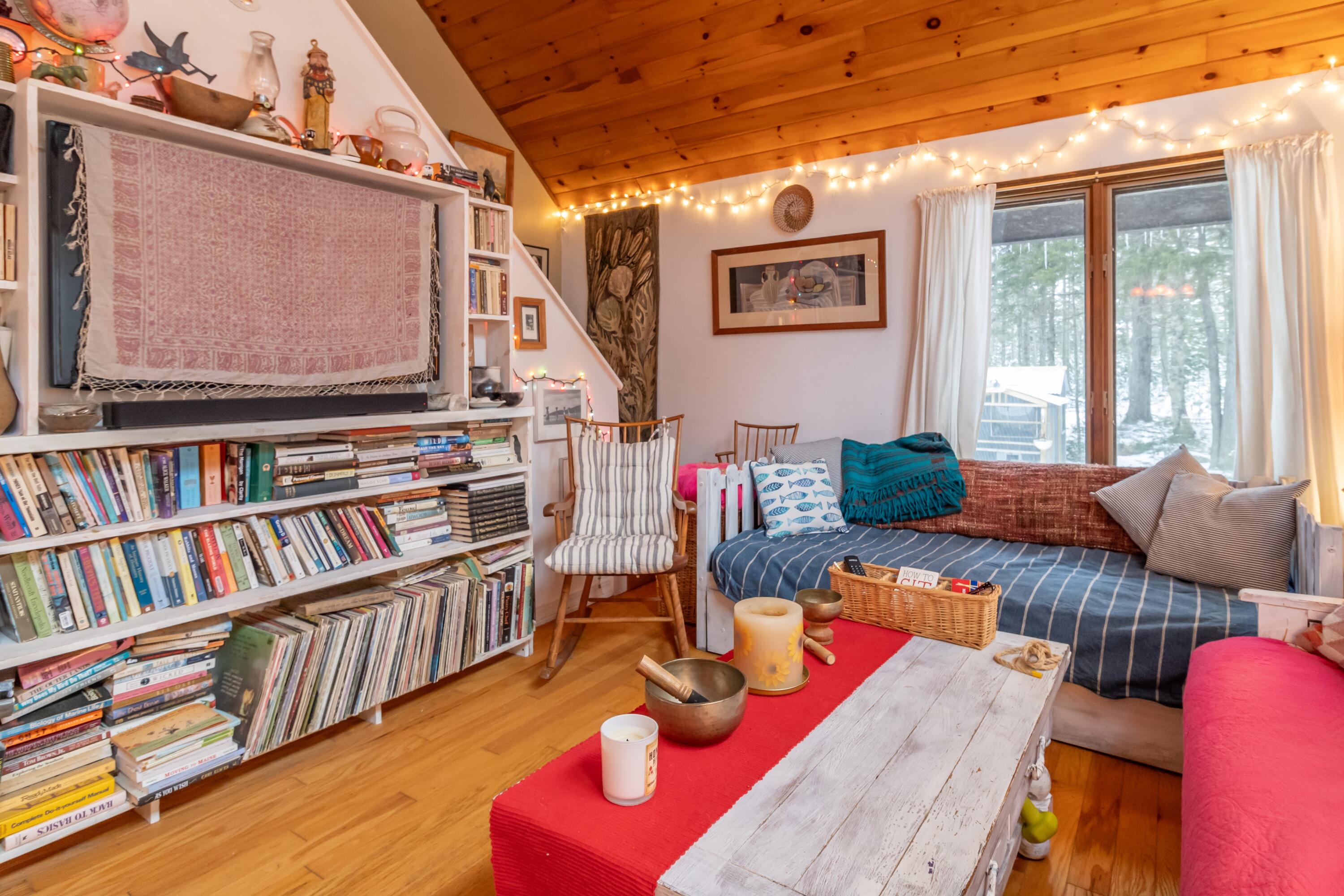880 Castine Road