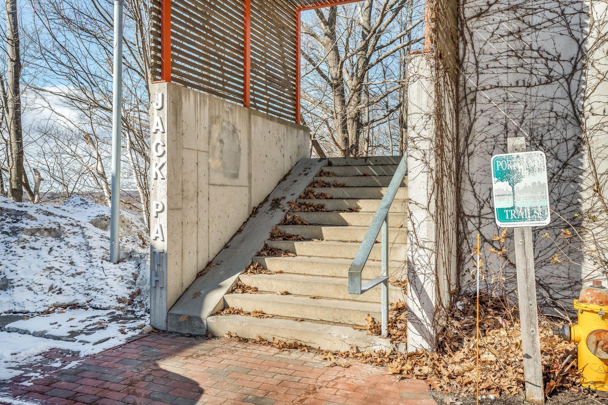 217 Sheridan Street, 13