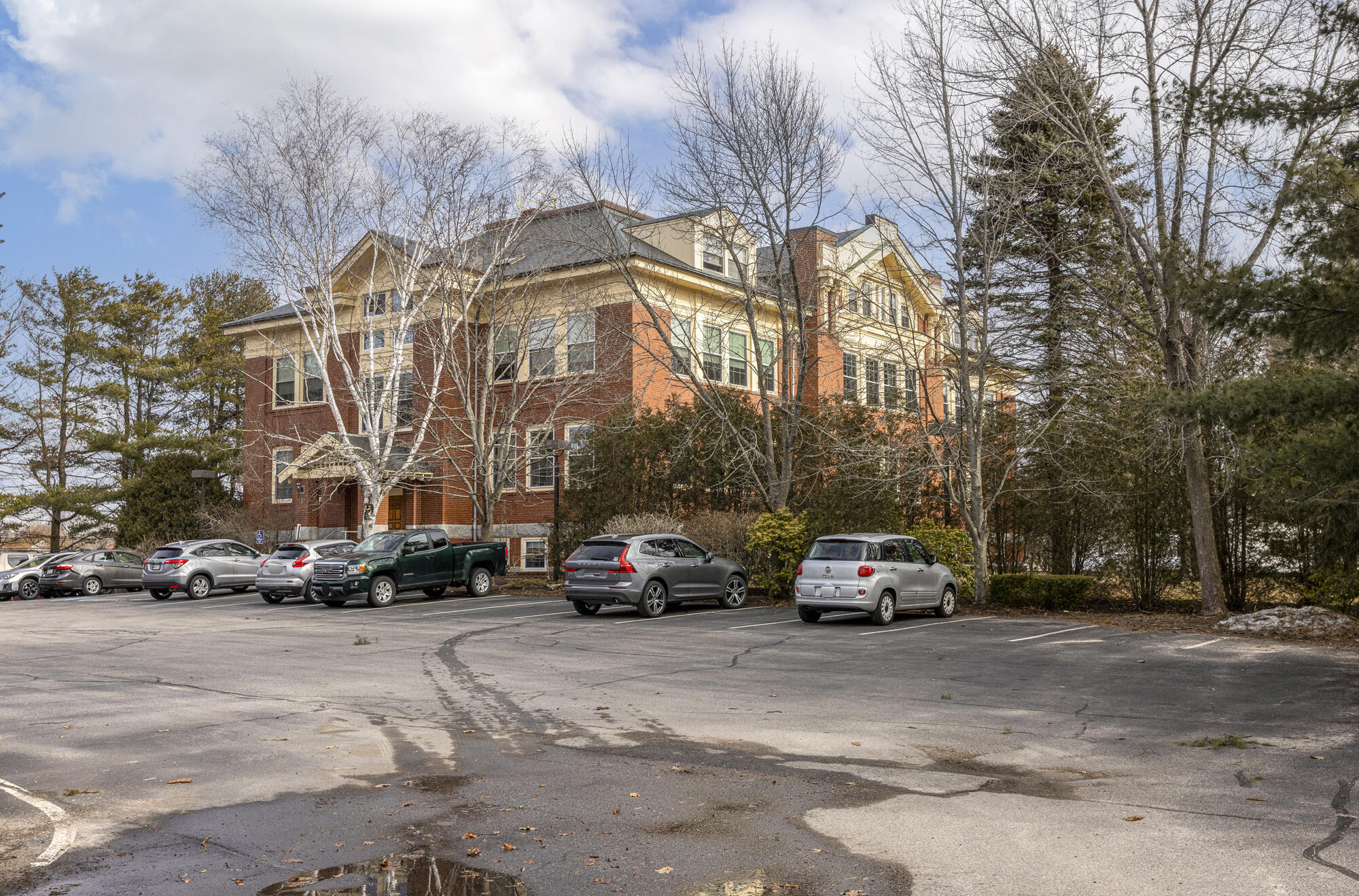 245 Broadway, 205